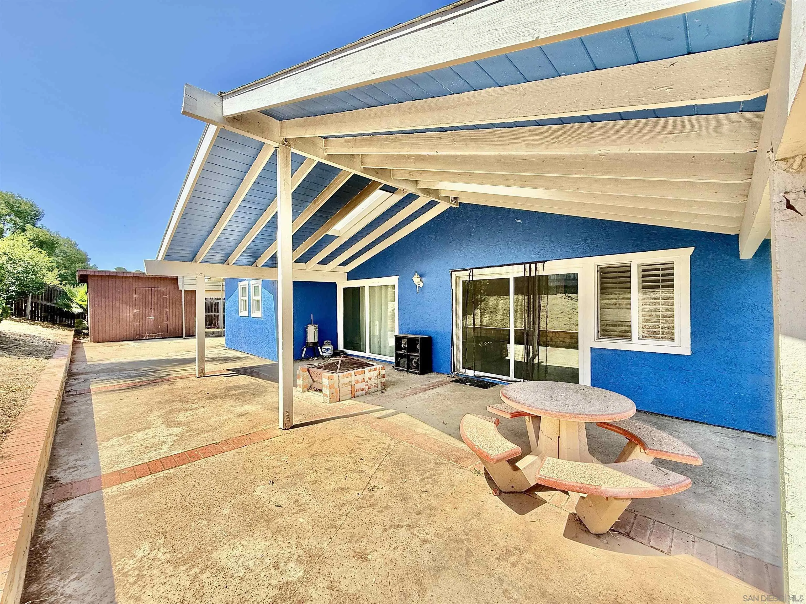 https://cdn.realtyfeed.com/cdn/127/250031426/8a9adbddd893ccd4bedbd7c124b7e992.webp