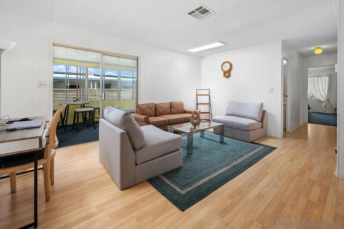 https://cdn.realtyfeed.com/cdn/127/250031434/64ded6230b0a1c6d15498c3f2ba63907.webp
