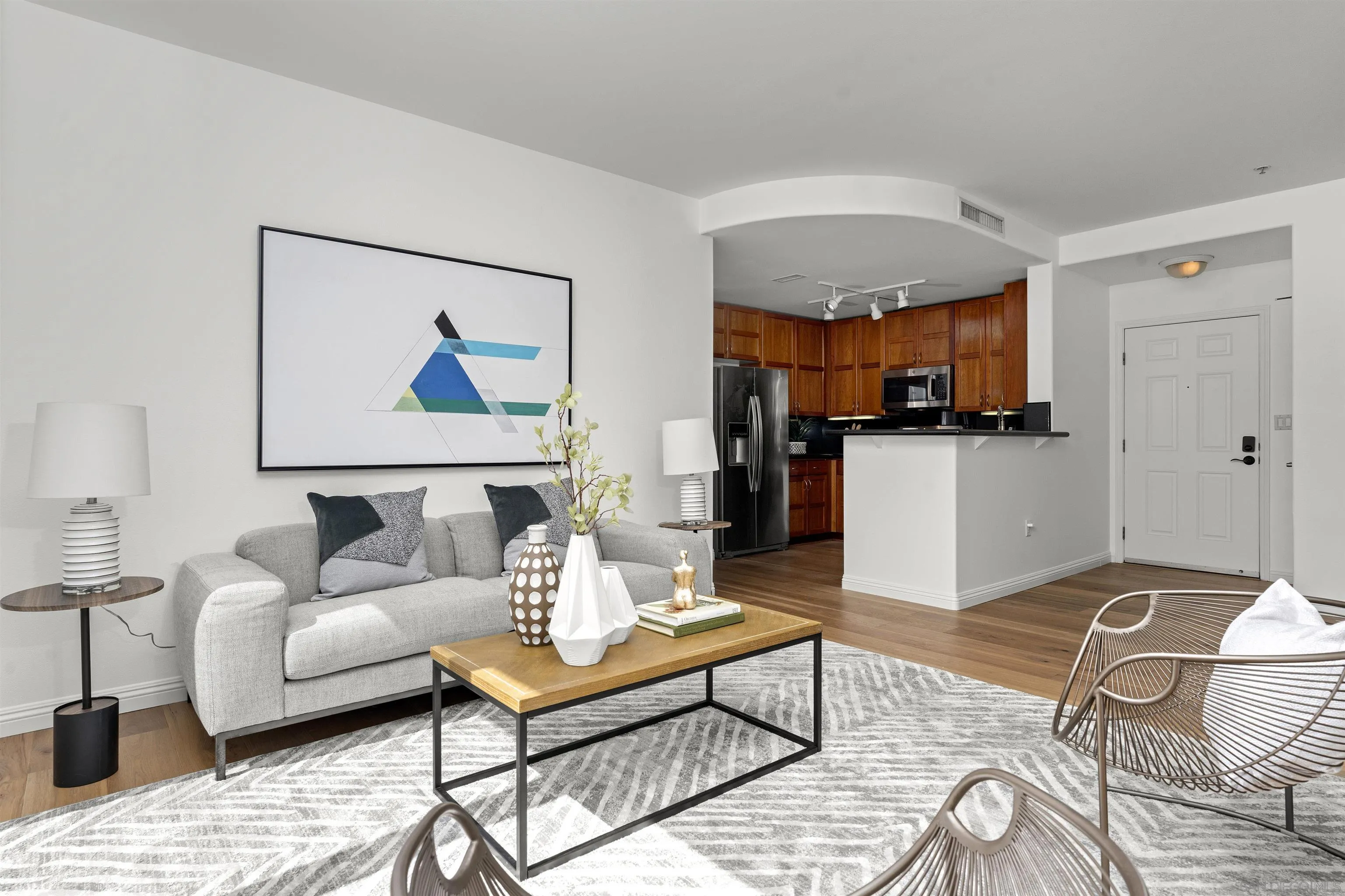 Photo #6: 250031440 Listing 