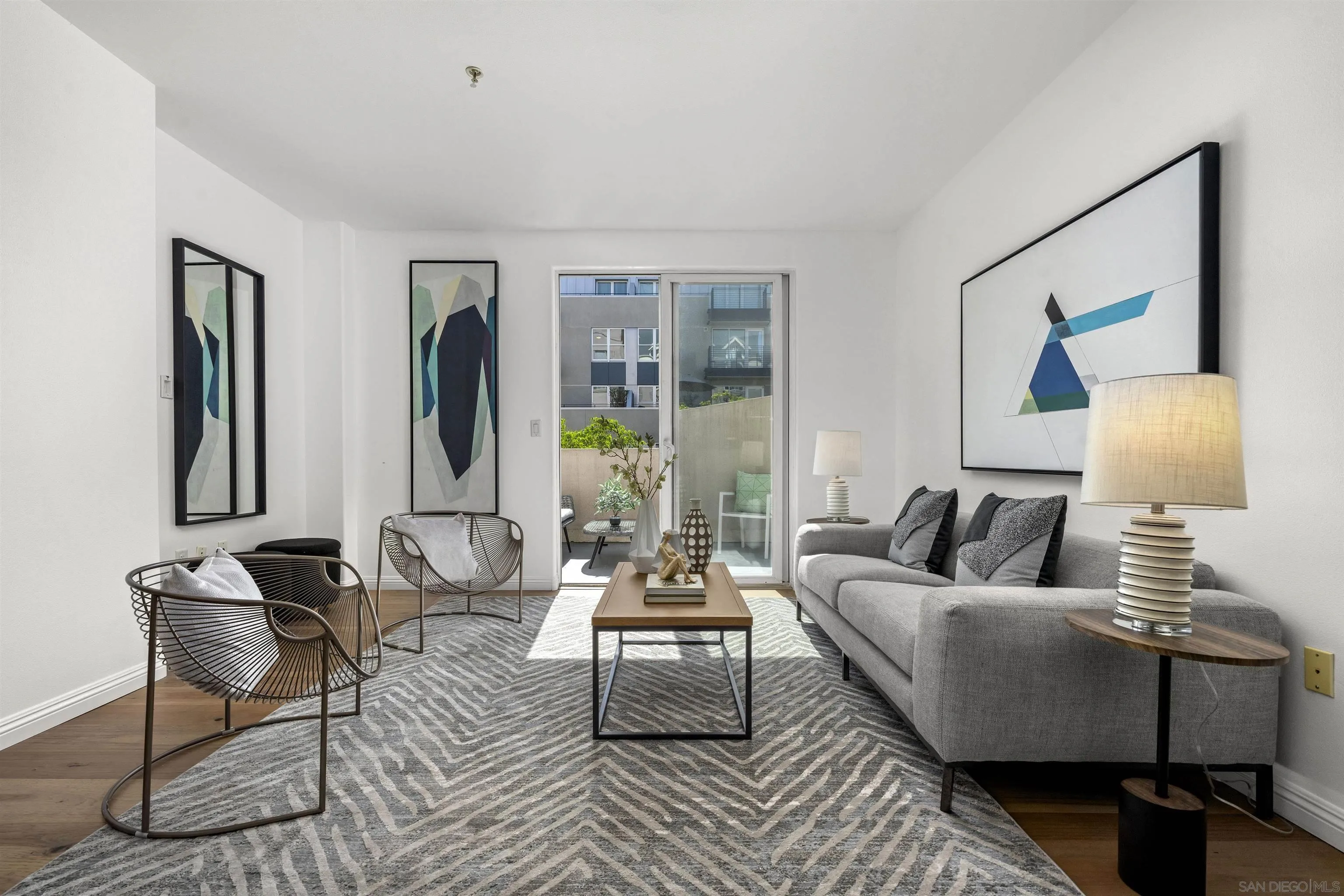 Photo #3: 250031440 Listing 