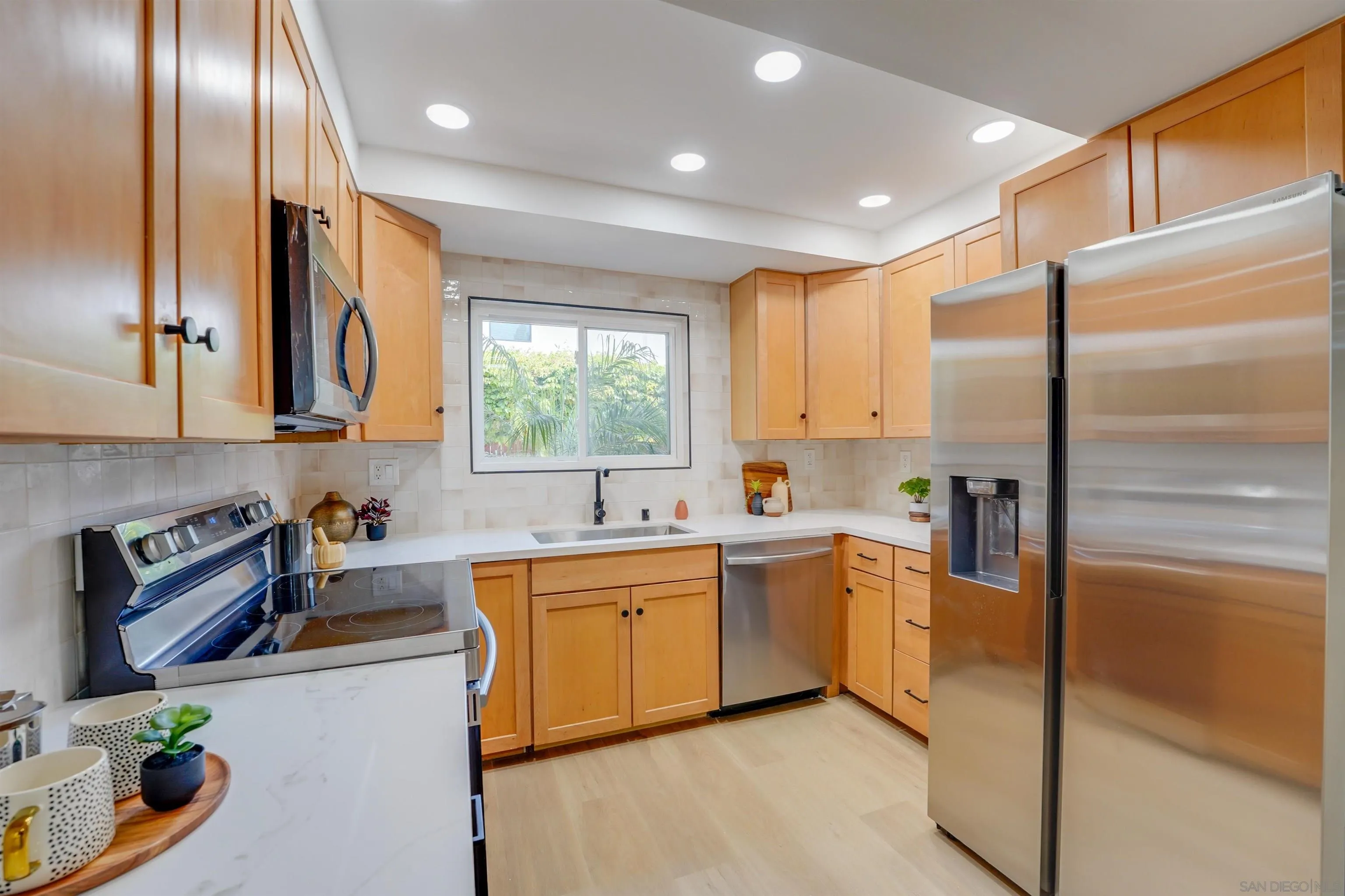 Photo #5: 250031446 Listing 