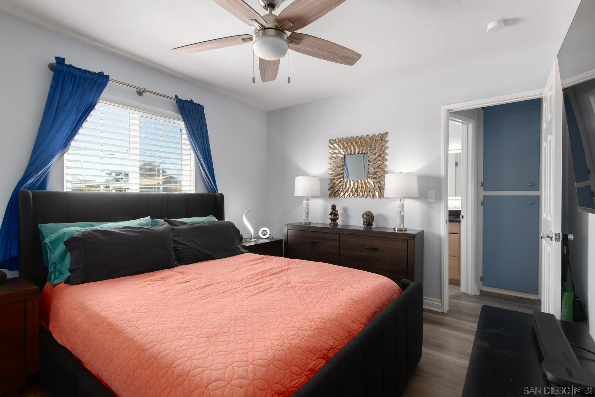 https://cdn.realtyfeed.com/cdn/127/250031463/2f45c1e0d8f04ec0062df3bb0677b046.webp