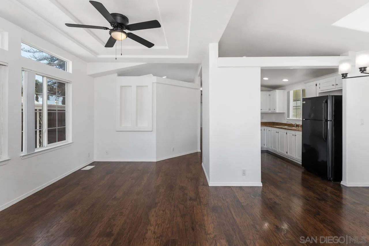 https://cdn.realtyfeed.com/cdn/127/250031473/069c6560b18bf31c6eba7d5f90fa261b.webp
