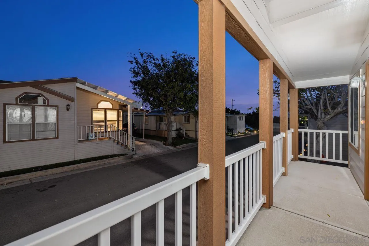 https://cdn.realtyfeed.com/cdn/127/250031473/23c126afce0edc3318411a2bf002f099.webp