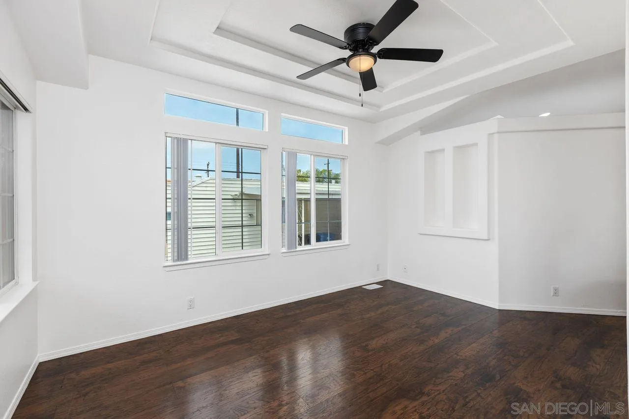 https://cdn.realtyfeed.com/cdn/127/250031473/631b2e3442d888c7ff6634bdda0a35f7.webp