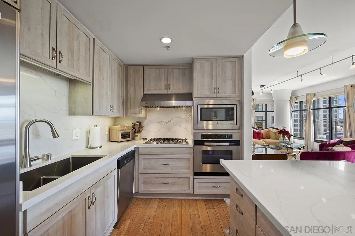 Photo #17: 250031477 Listing: Photo #17