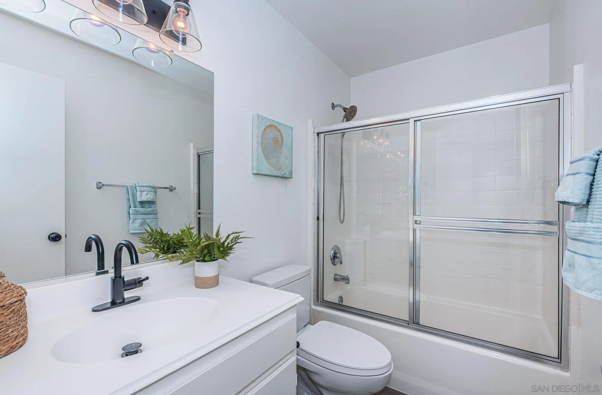https://cdn.realtyfeed.com/cdn/127/250031487/6ddfa9886f0ac30140255c930bcaca7f.webp