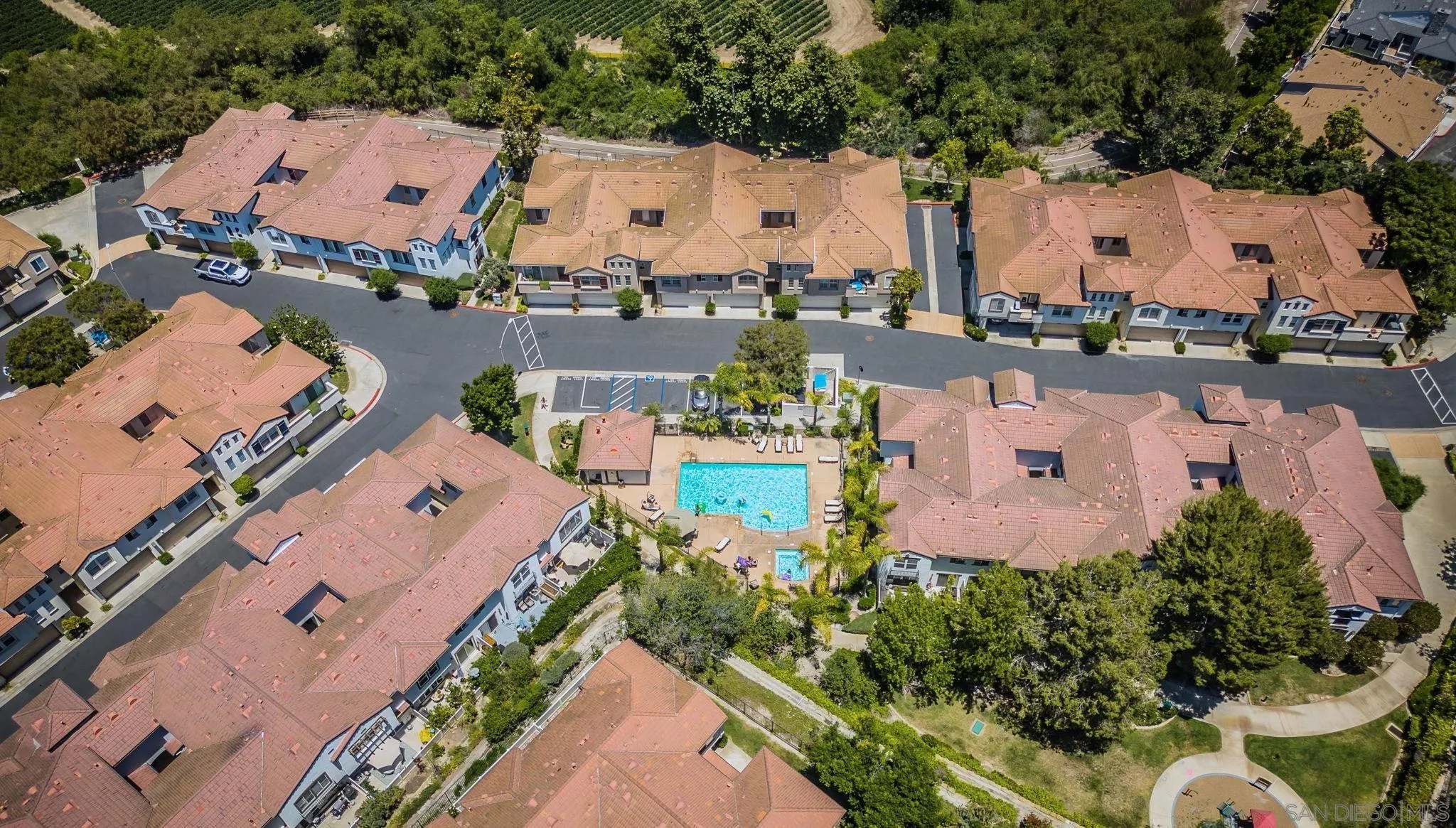 https://cdn.realtyfeed.com/cdn/127/250031487/7886bb40d8c5da1b58dea2102eb2c588.webp