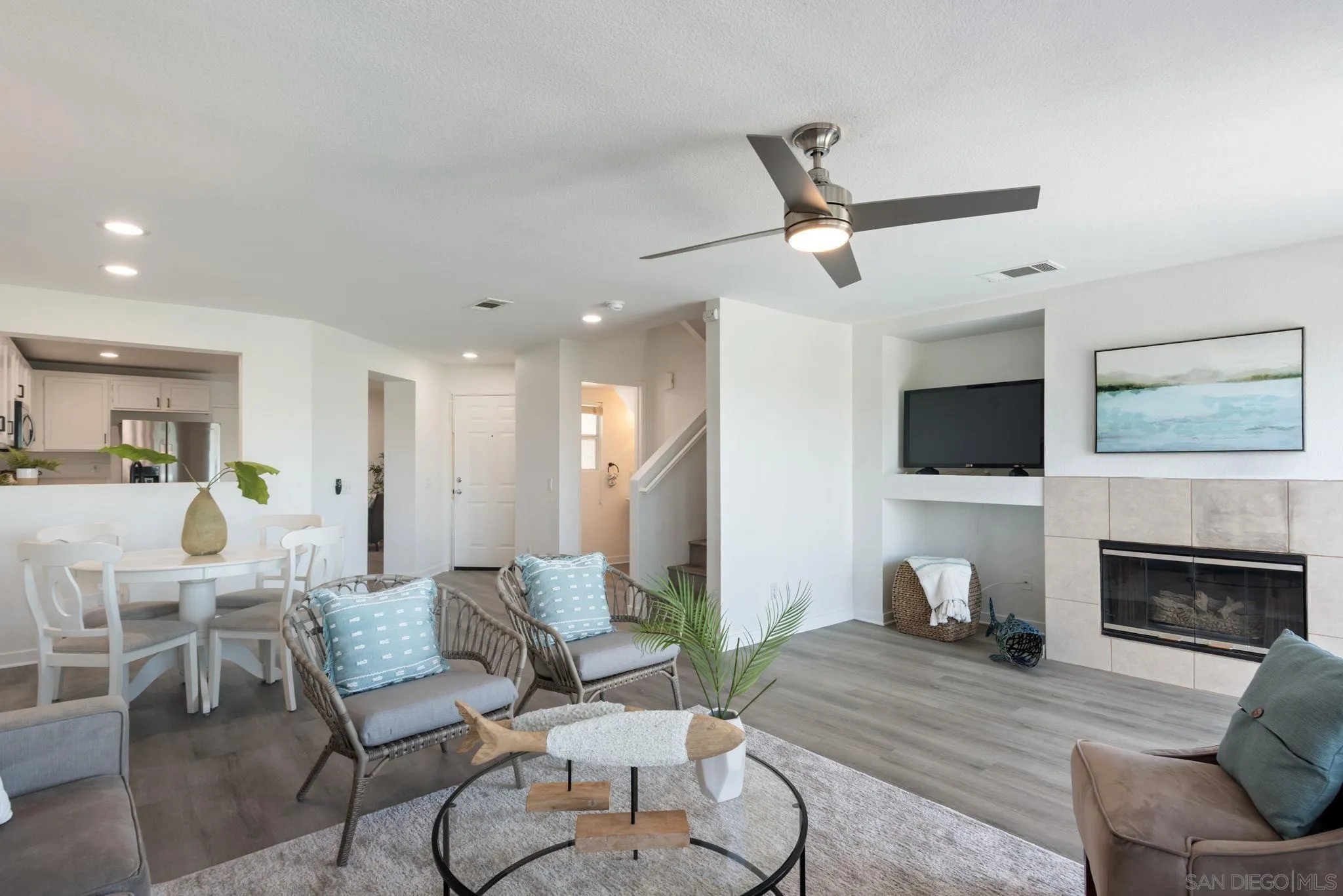 https://cdn.realtyfeed.com/cdn/127/250031487/9683a5f0983ed241e2ebb70cd6264451.webp