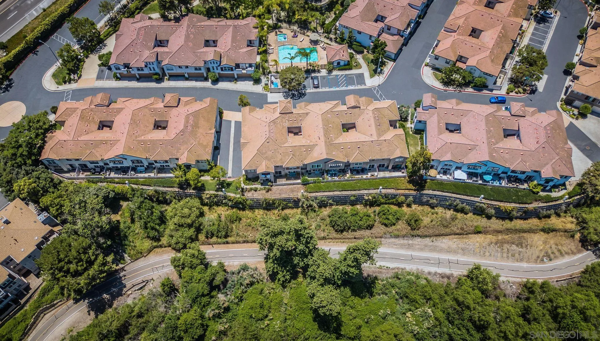 https://cdn.realtyfeed.com/cdn/127/250031487/d1cd30f19ad31b46e778f0f37e219d10.webp