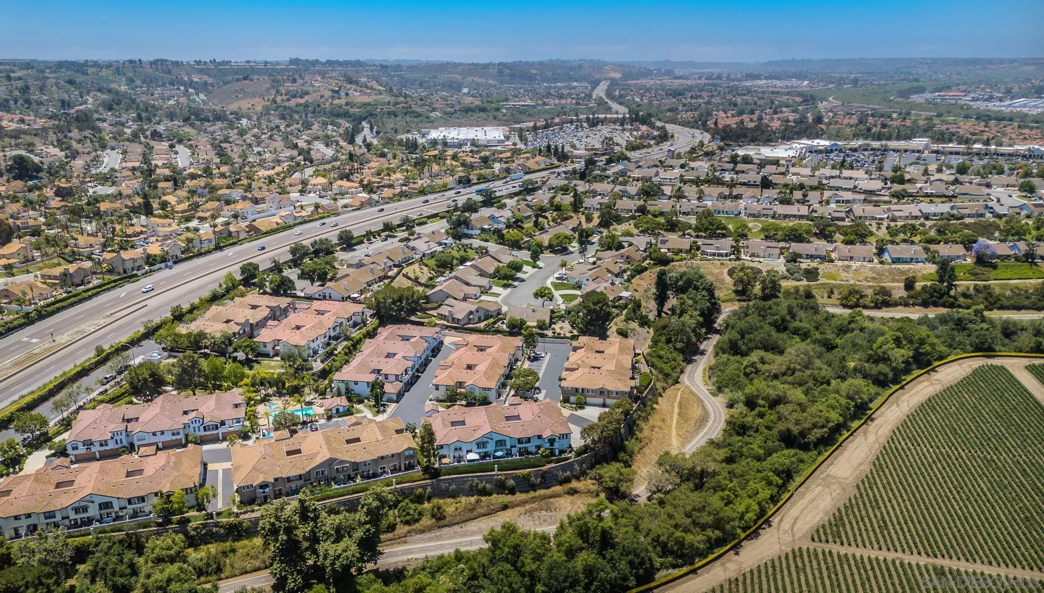 https://cdn.realtyfeed.com/cdn/127/250031487/e44a88145d4d4cc5ea62983e23d55ff2.webp