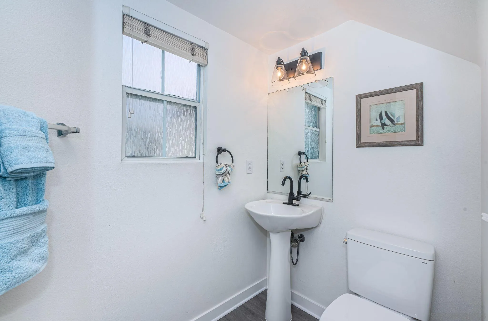 https://cdn.realtyfeed.com/cdn/127/250031487/fb5d0d75dd5a6db9927846e2738011f1.webp