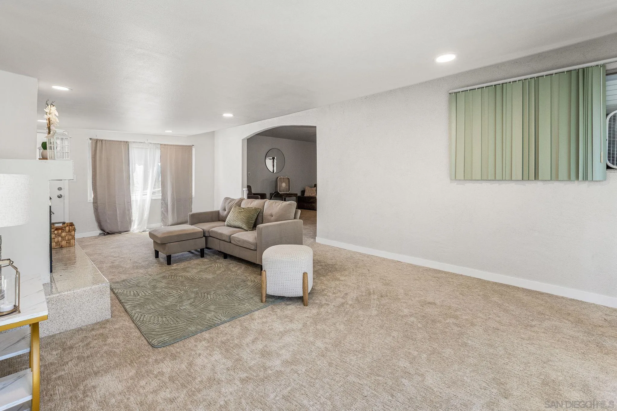 https://cdn.realtyfeed.com/cdn/127/250031508/a7f2aa9ee4ddb58a094fc16c5cf4489b.webp