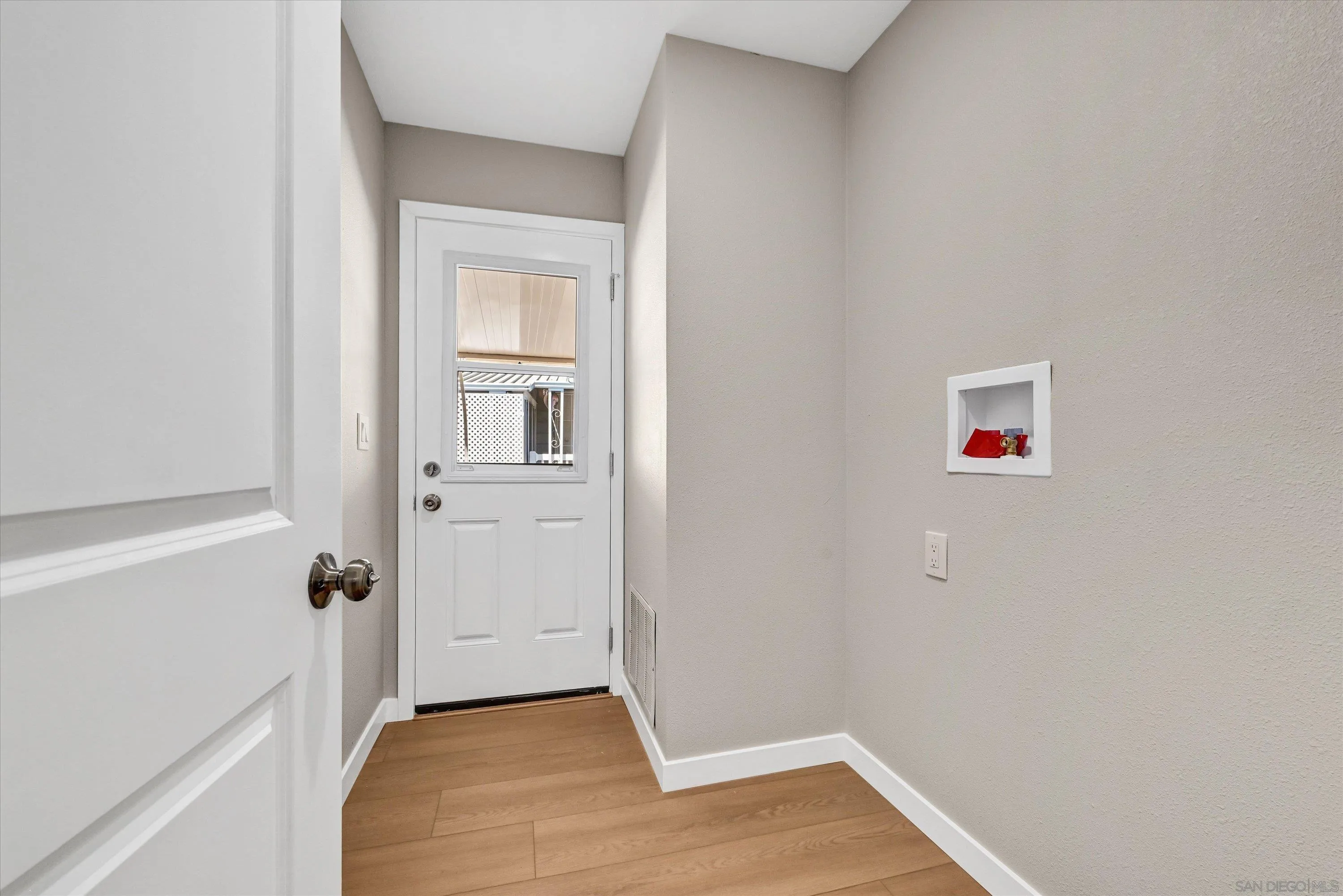 https://cdn.realtyfeed.com/cdn/127/250031538/f44eb1aa8d9d69a264800e32d81b9e62.webp