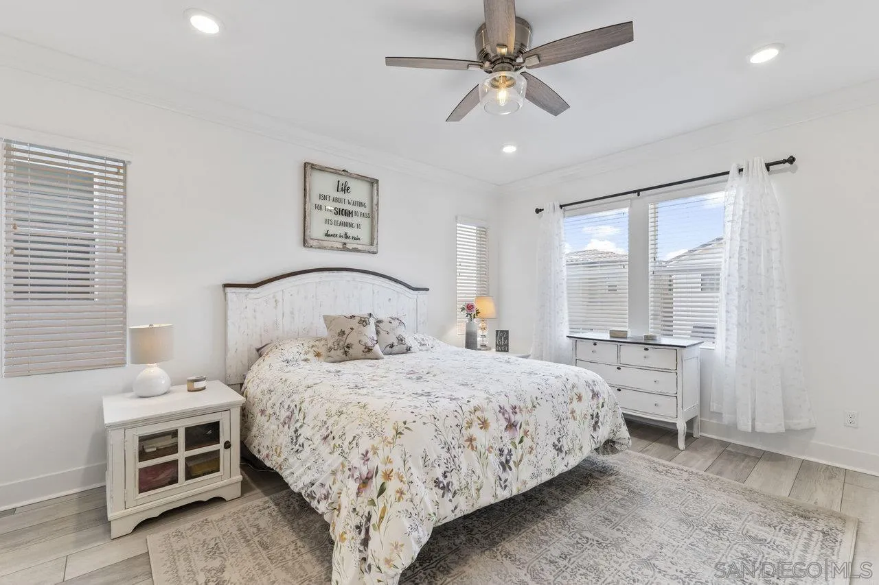 https://cdn.realtyfeed.com/cdn/127/250031558/603ee4e77b9c96ef111bff8f234071af.webp