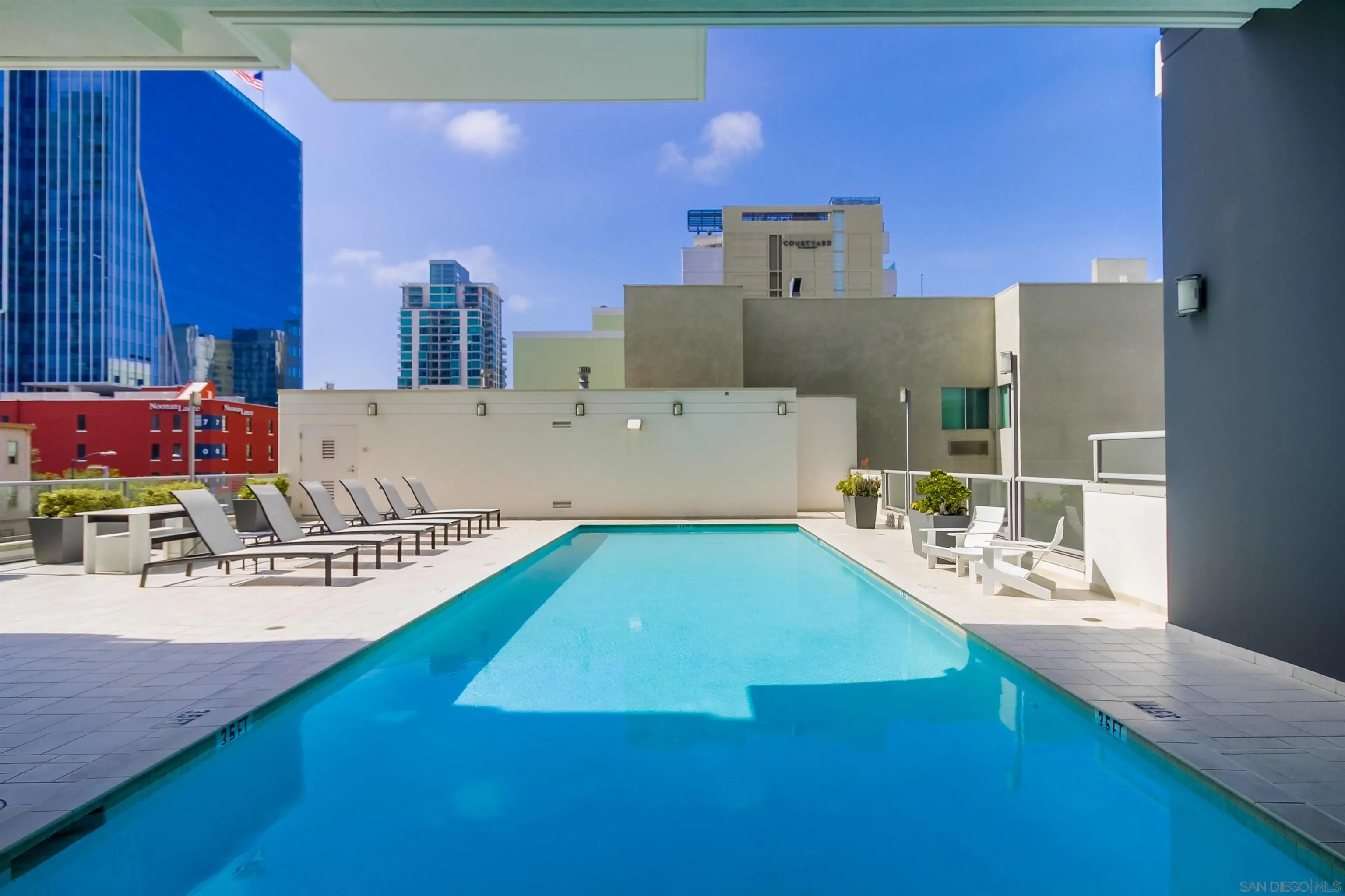 https://cdn.realtyfeed.com/cdn/127/250031563/e77c75fdf72a347e4744d385432410e4.webp