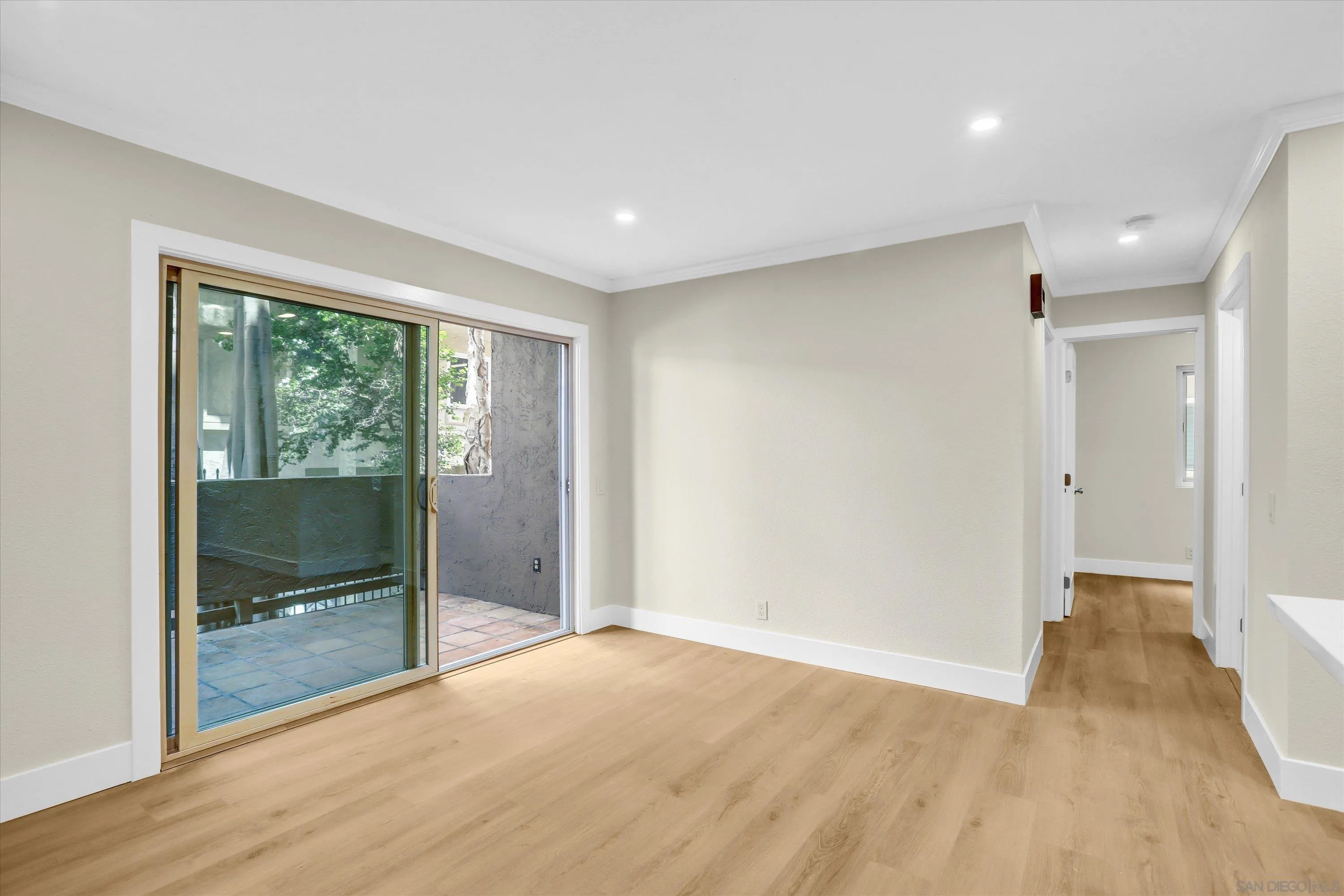 Photo #9: 250031570 Listing: Photo #9
