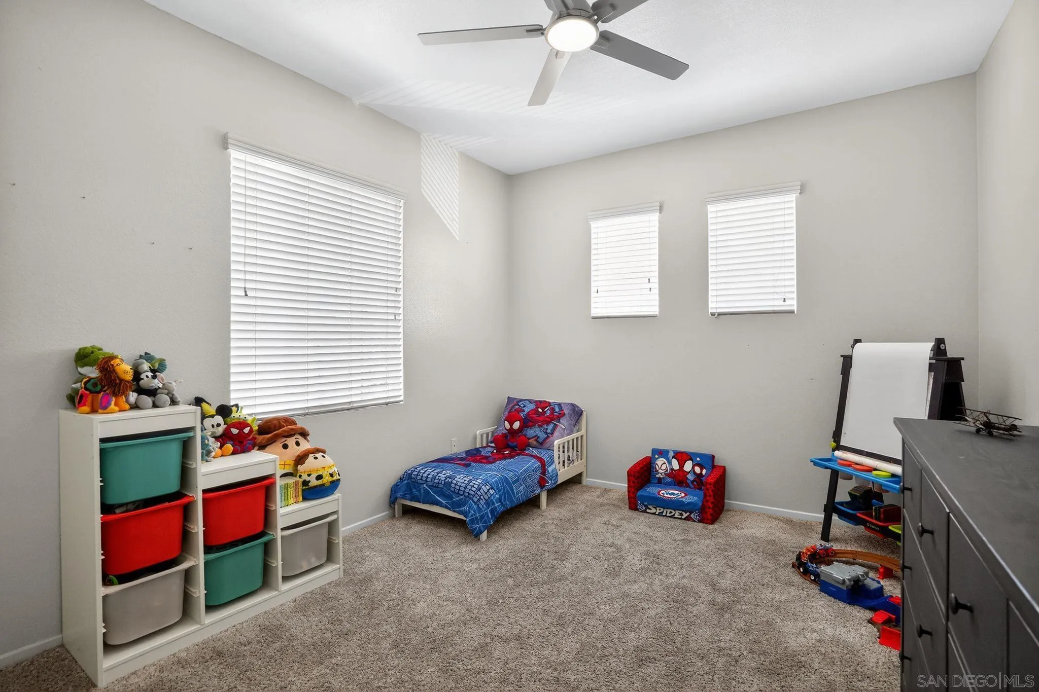 https://cdn.realtyfeed.com/cdn/127/250031578/14373b79db8a87b08482b178de2c2c41.webp