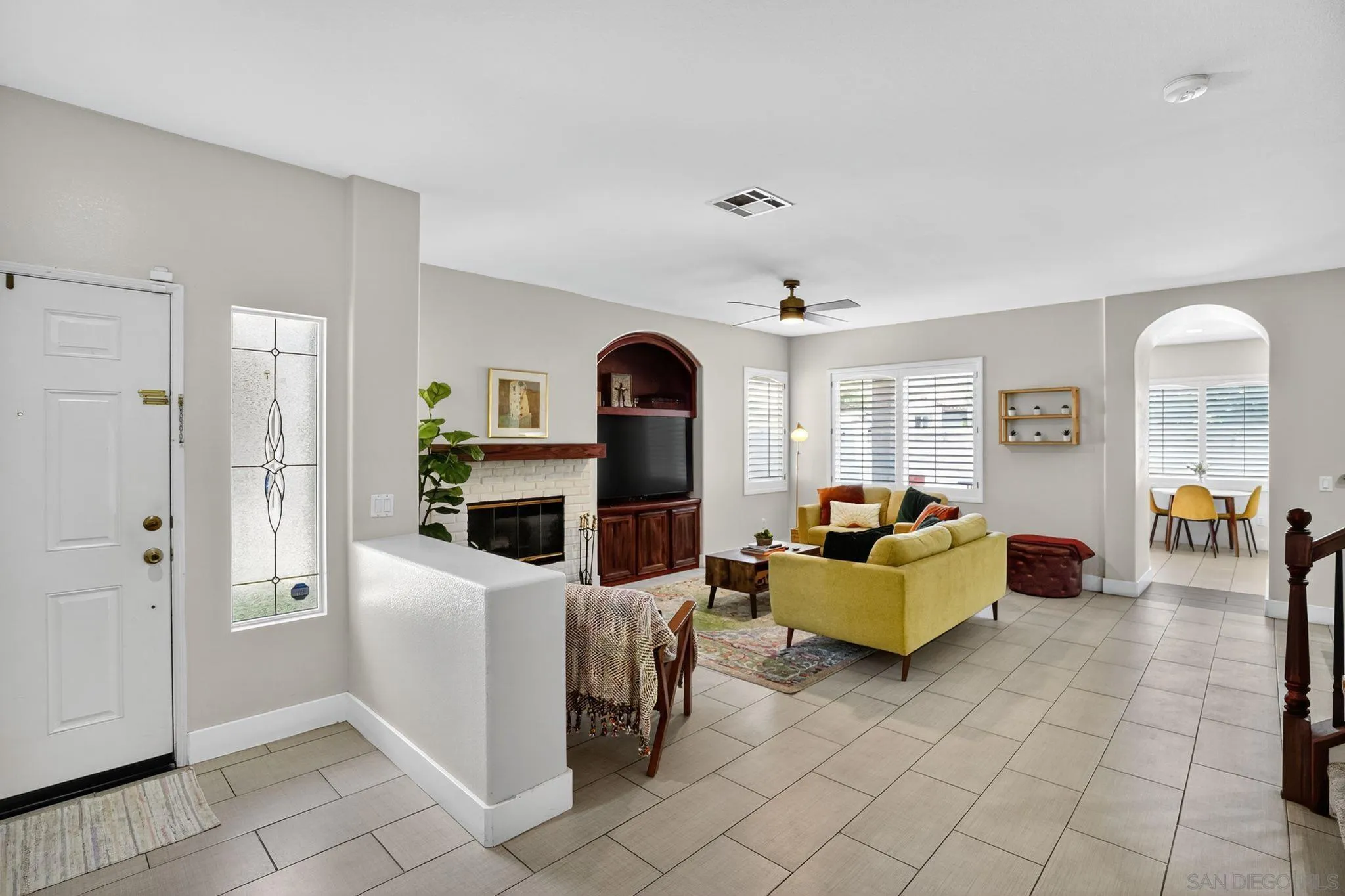 https://cdn.realtyfeed.com/cdn/127/250031578/3195e47cd3bc1d1377edd8e423827eed.webp