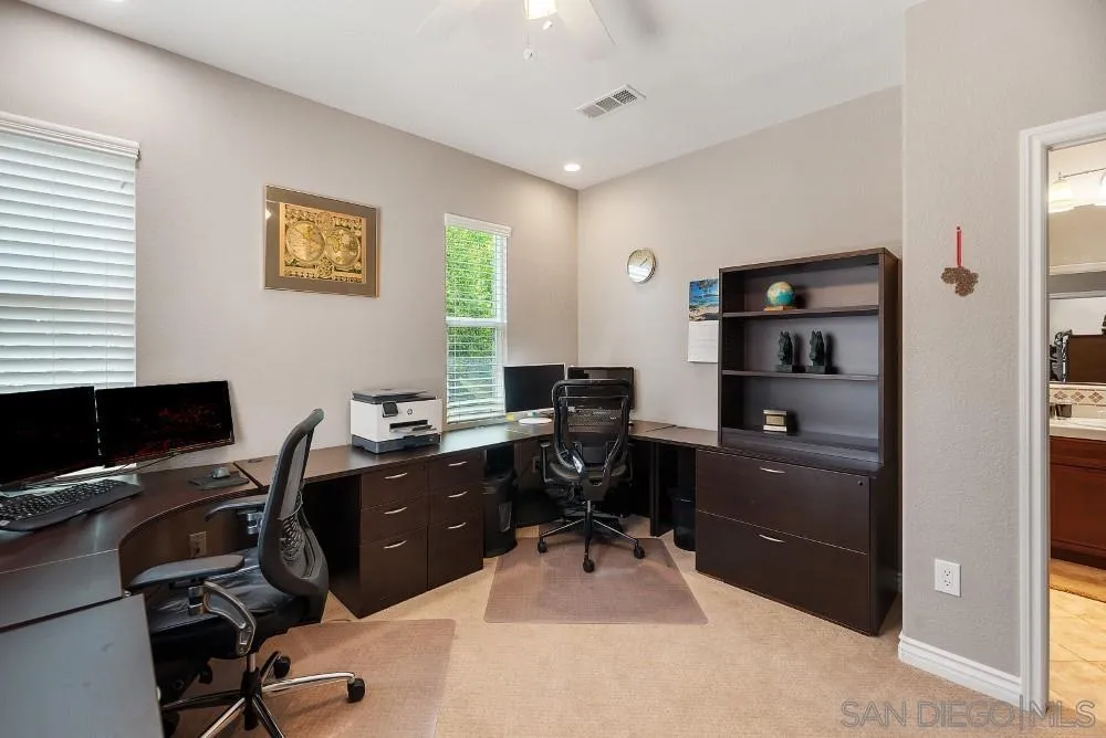 https://cdn.realtyfeed.com/cdn/127/250031579/031019381c21c44b1185ed5d1ac05078.webp