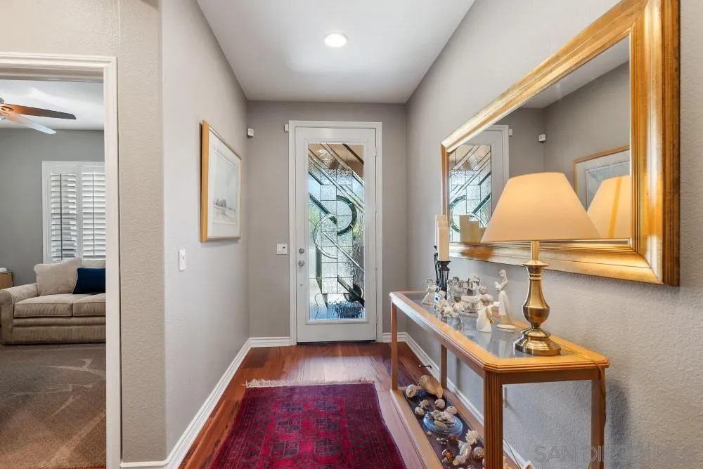 https://cdn.realtyfeed.com/cdn/127/250031579/5cf606093b7171852720edf56654a8fb.webp