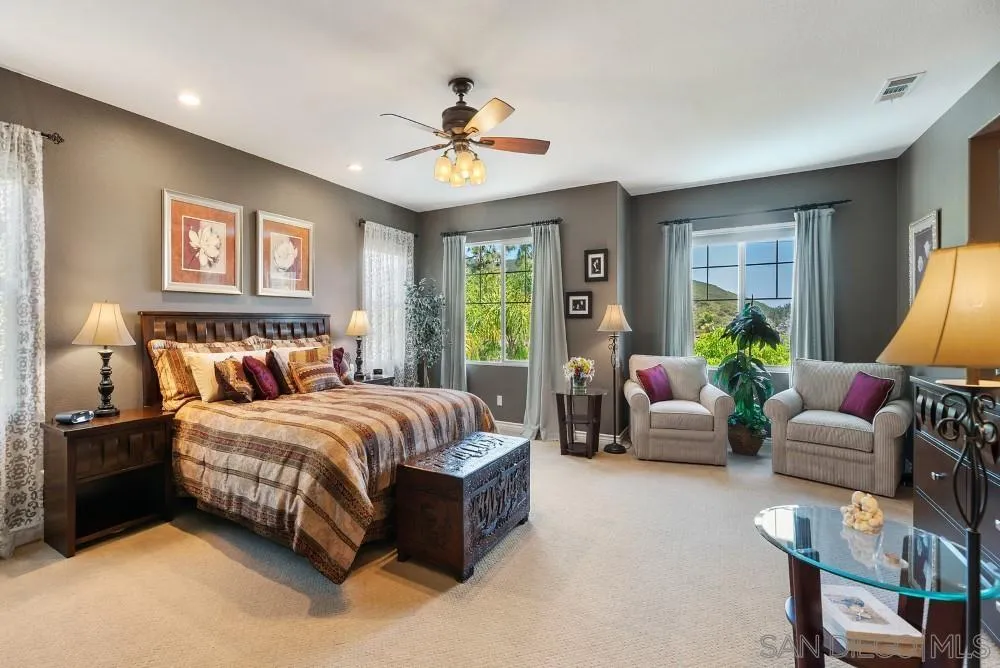https://cdn.realtyfeed.com/cdn/127/250031579/82842189cb8136b5392ab2064b318e26.webp