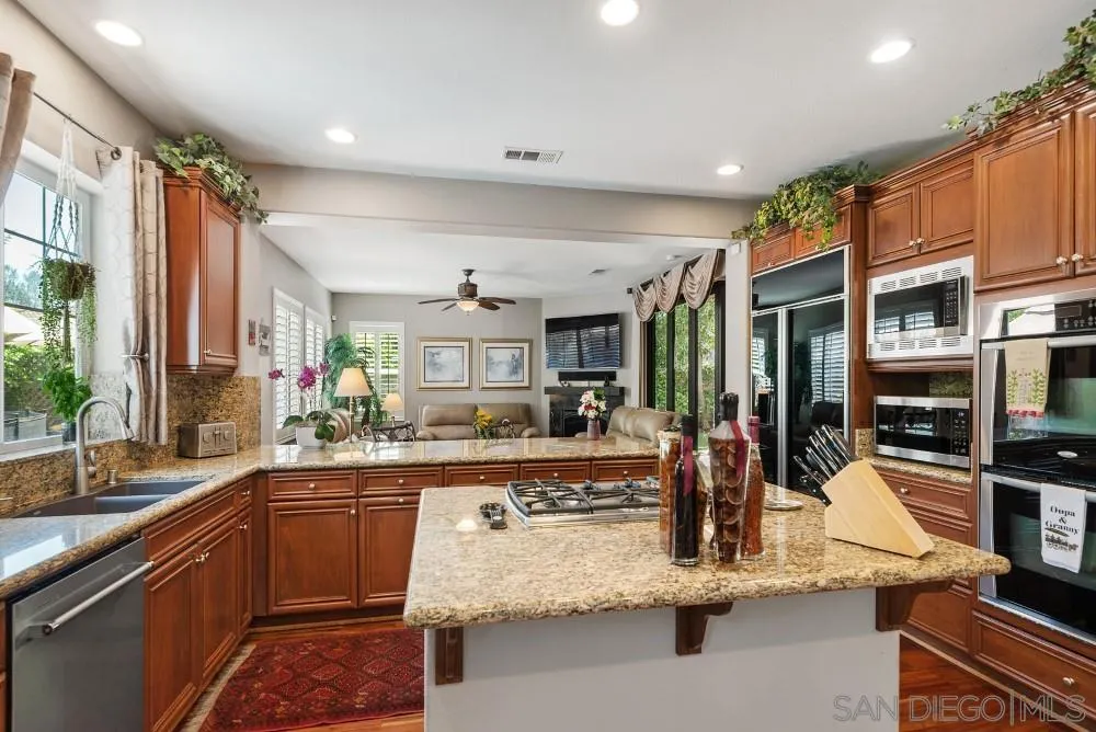https://cdn.realtyfeed.com/cdn/127/250031579/a8db3066ffa9e311ba65a8d40cb392f9.webp