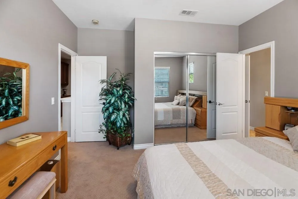 https://cdn.realtyfeed.com/cdn/127/250031579/b11098a9c6e3e930fad78c0baffdcf98.webp