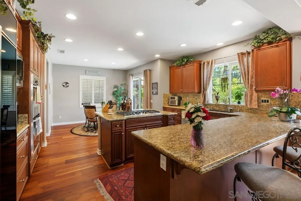 https://cdn.realtyfeed.com/cdn/127/250031579/ebd25a65987182b3d90aeafd41ed4a3e.webp
