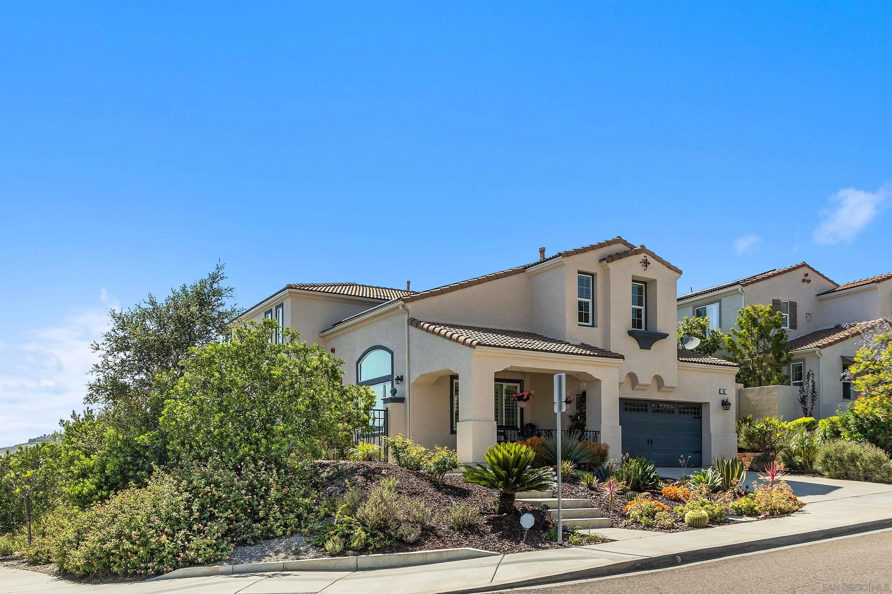 https://cdn.realtyfeed.com/cdn/127/250031584/3f93b0f2825754a26d92d6324f1ed4f1.webp