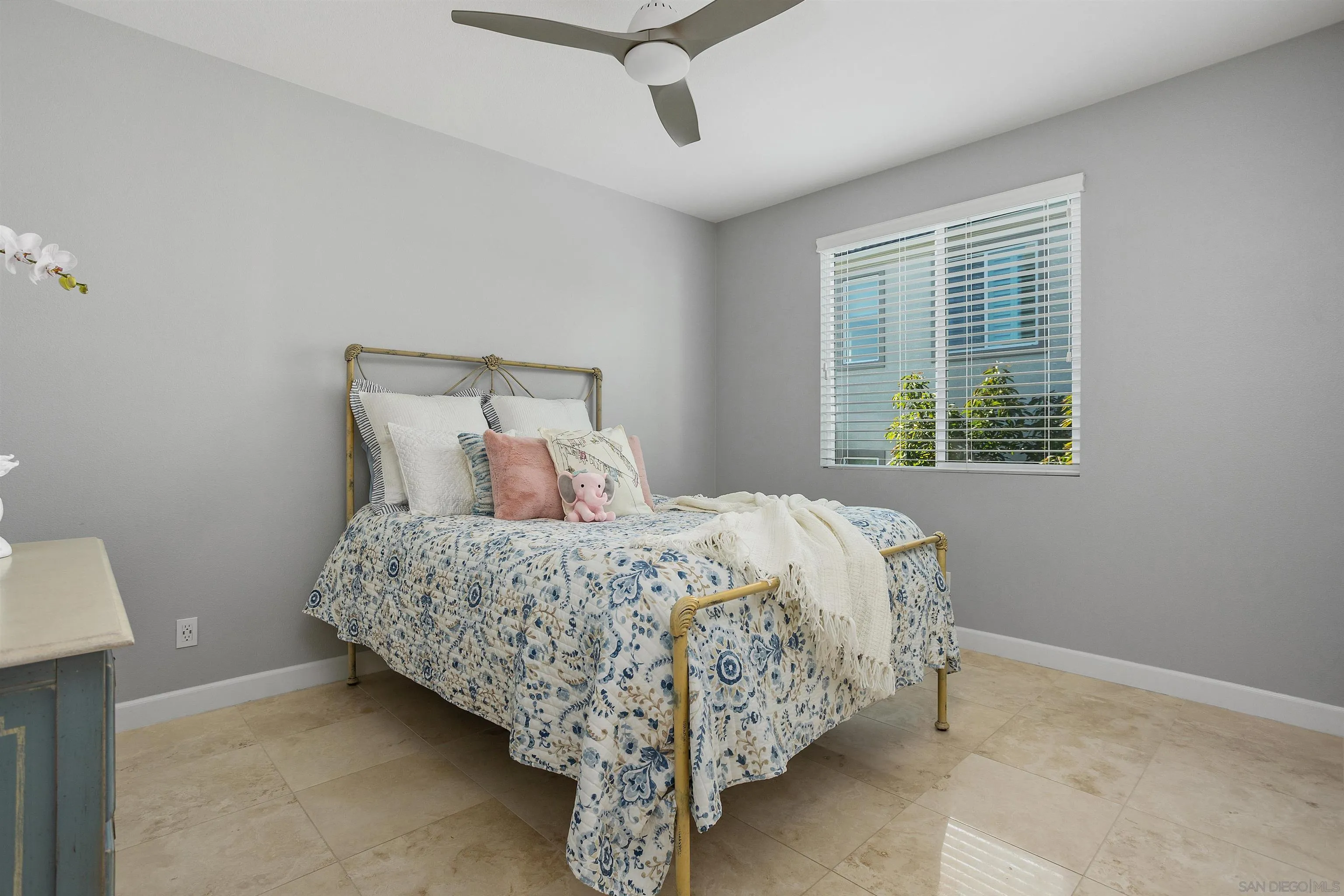 https://cdn.realtyfeed.com/cdn/127/250031584/bcf7b95b1d95cface78f30181b3cf266.webp