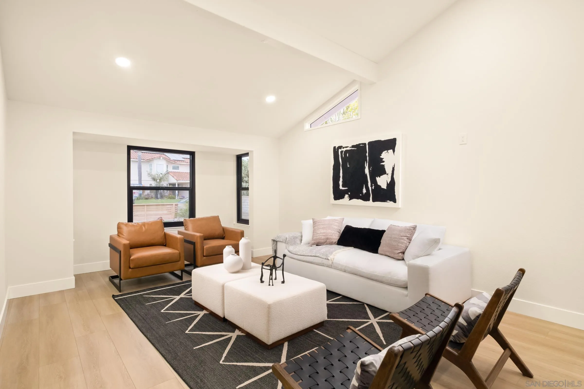 https://cdn.realtyfeed.com/cdn/127/250031588/25450a30a379470e502de0e6192408f1.webp