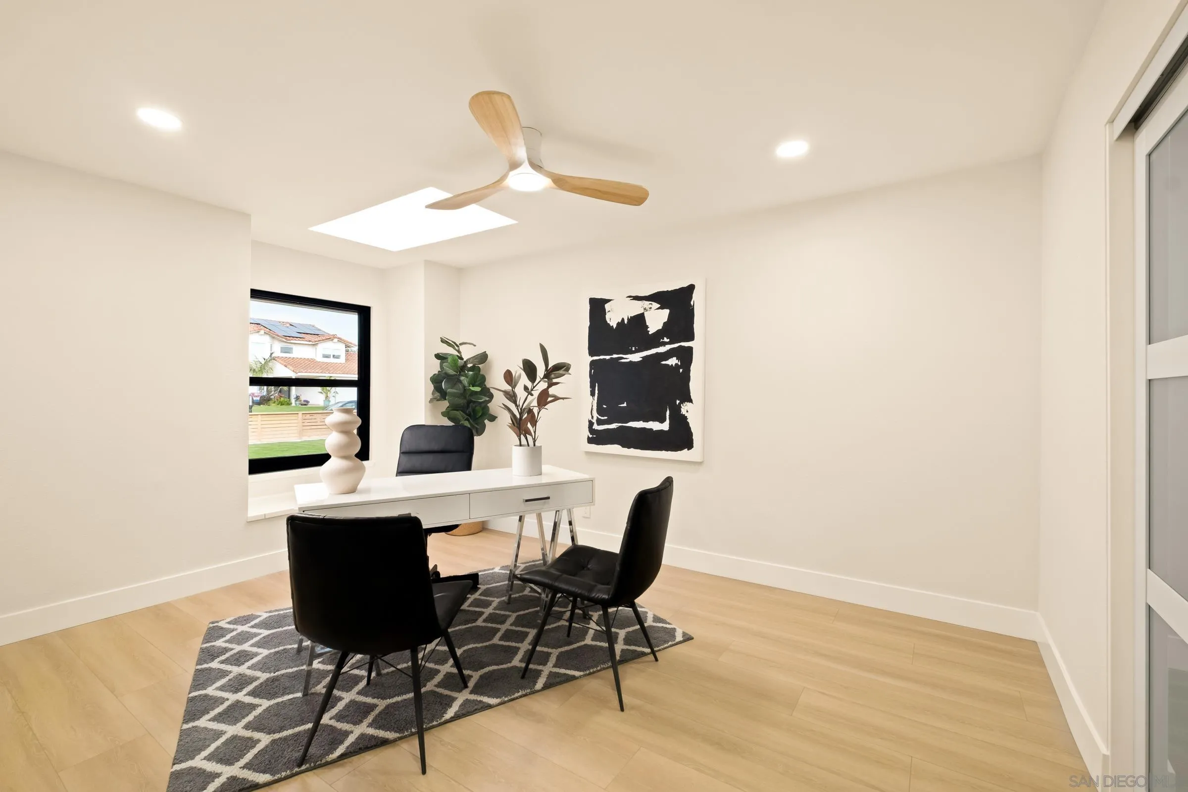 https://cdn.realtyfeed.com/cdn/127/250031588/d4eff98f3b90591e982436b558172c10.webp