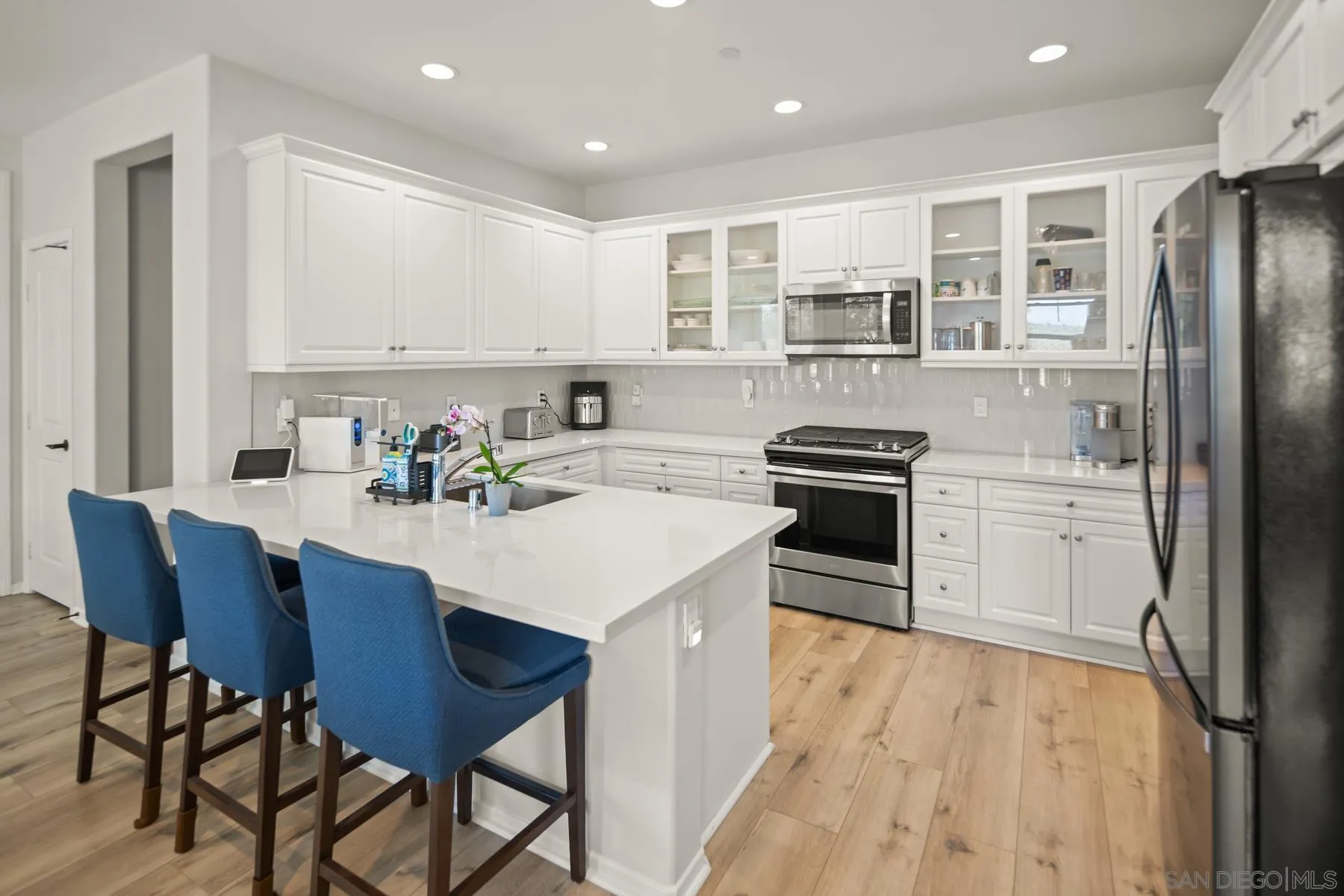 MLS: 250031608 Condo For Sale