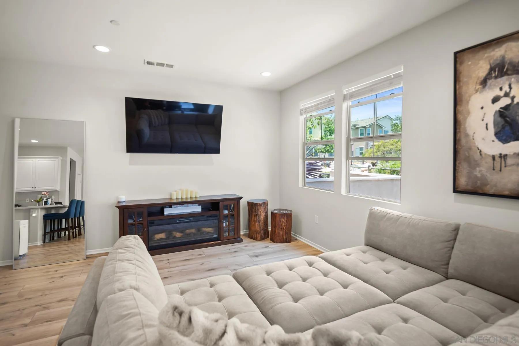 Photo #8: 250031608 Listing: Photo #8