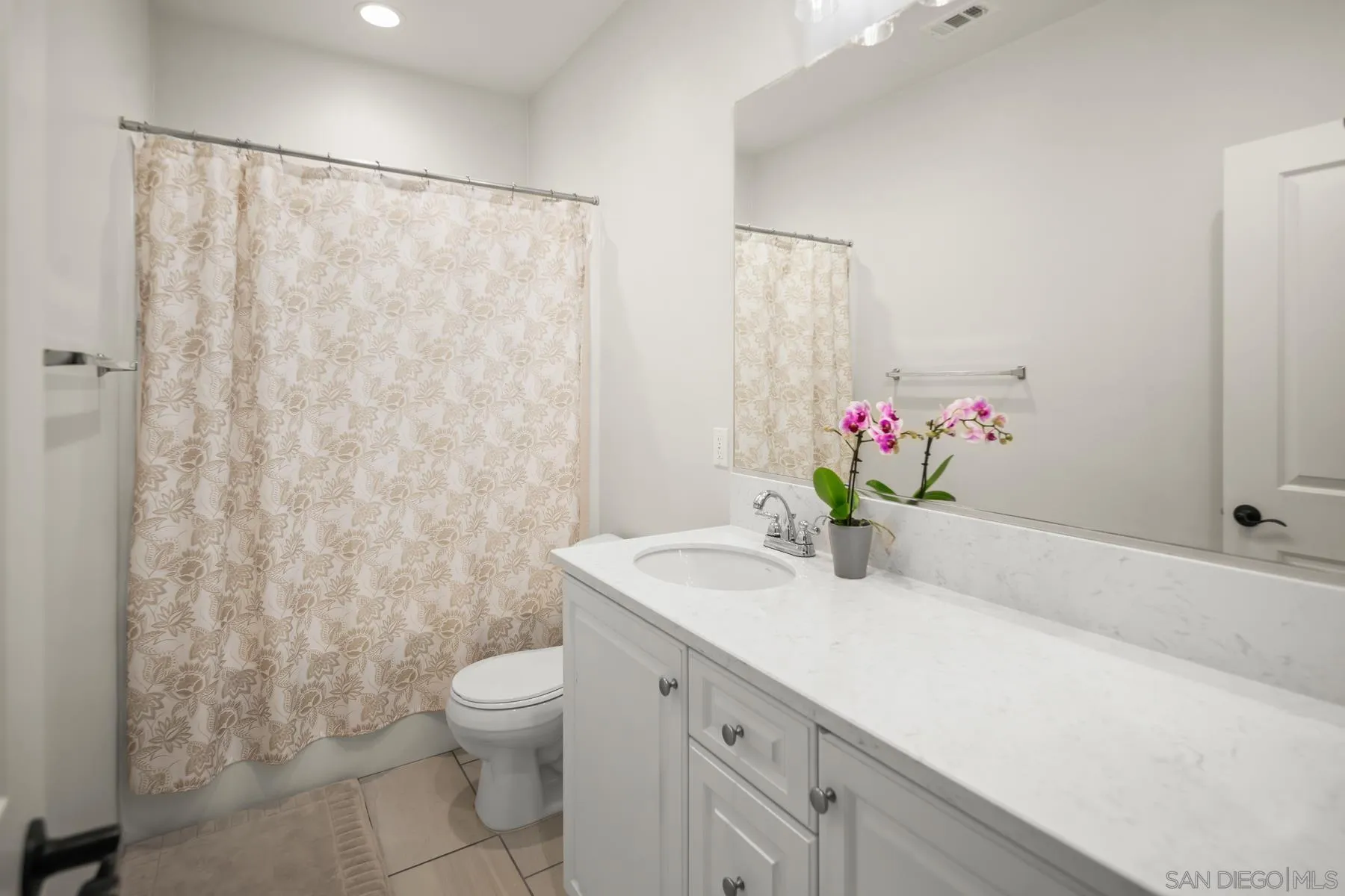 Photo #17: 250031608 Listing: Photo #17