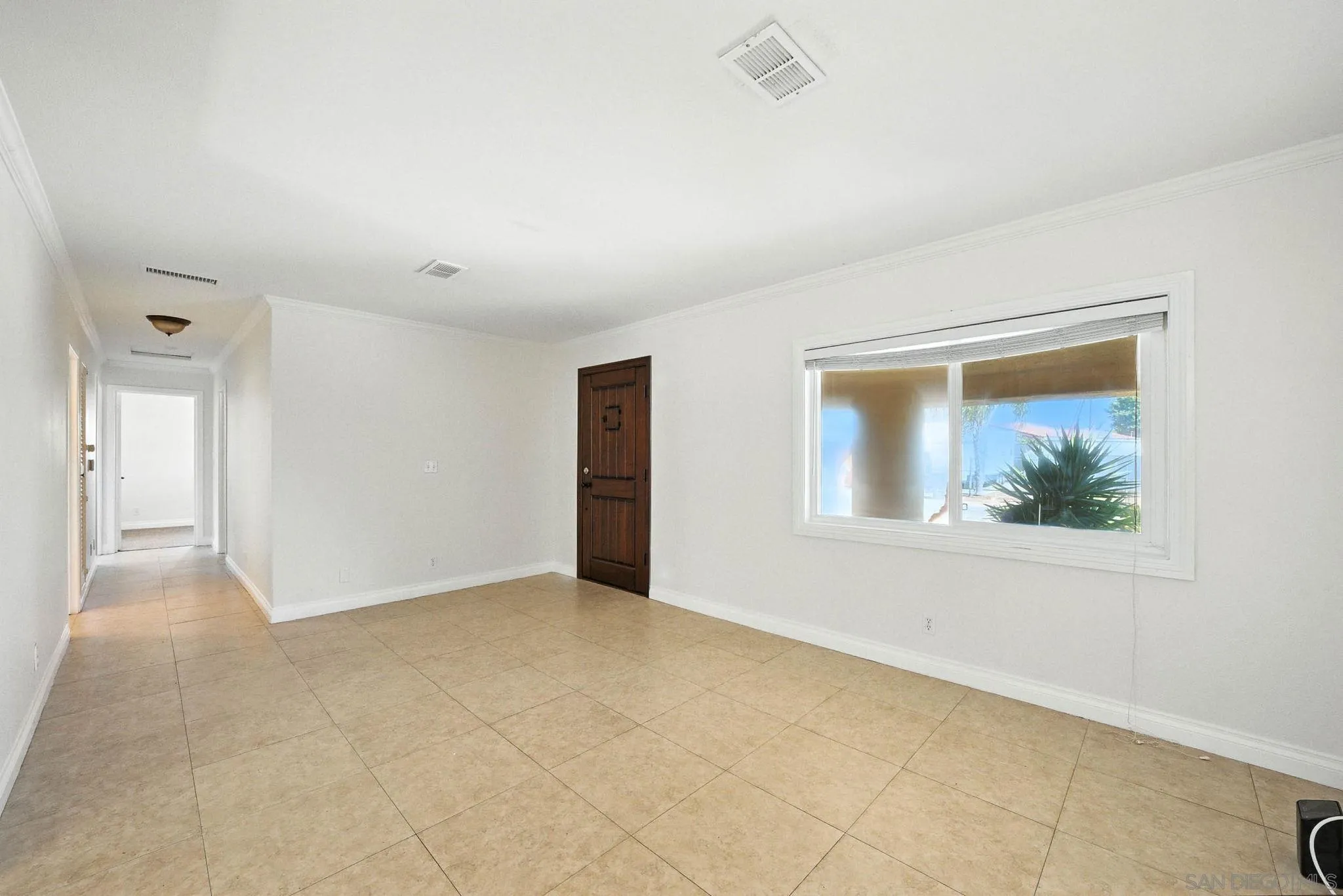 1660 Sycamore Dr.