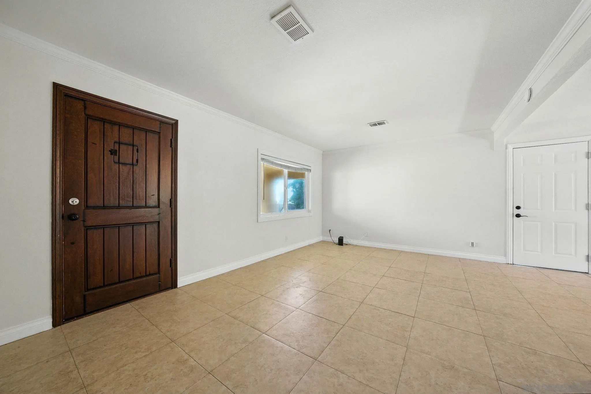 1660 Sycamore Dr.