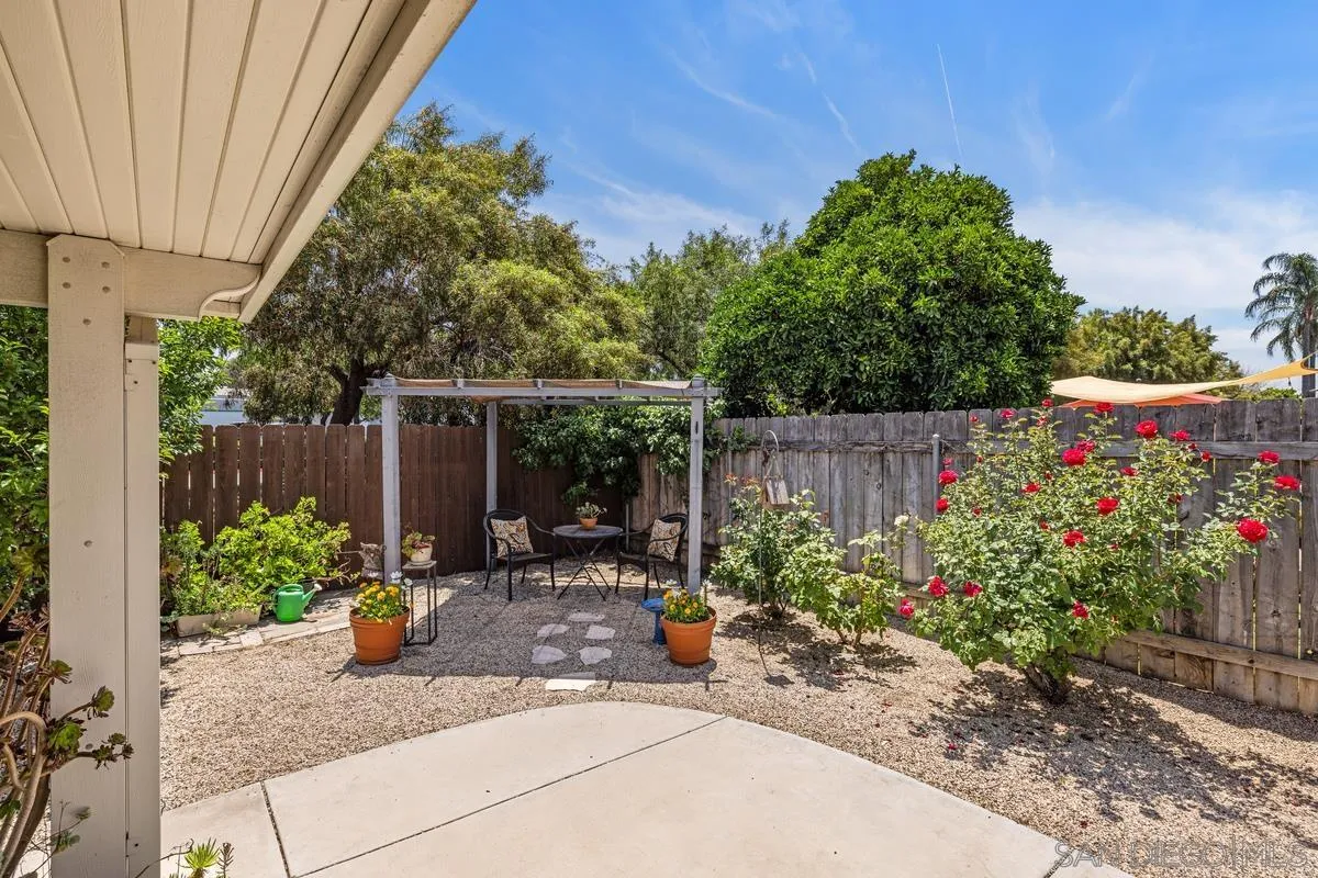 https://cdn.realtyfeed.com/cdn/127/250031616/8734bf773f94c0b33b83eda97b29ac64.webp