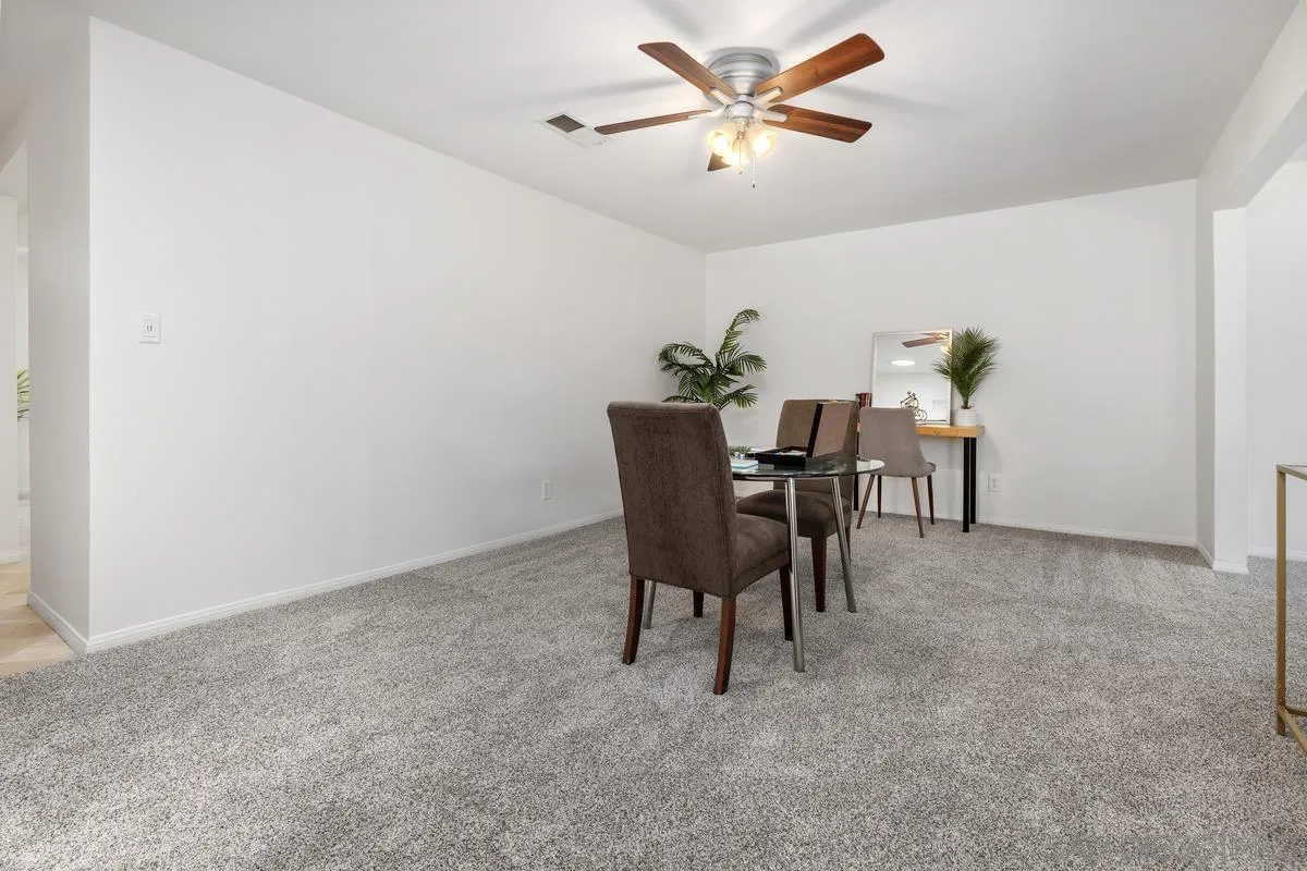 https://cdn.realtyfeed.com/cdn/127/250031616/a4e2cf886ac20ff9fb54590dd7d5efad.webp