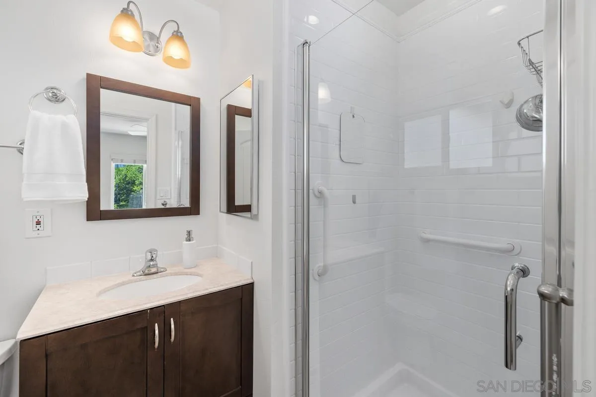 https://cdn.realtyfeed.com/cdn/127/250031616/ba1492ec41096b751513f7aee4baee44.webp