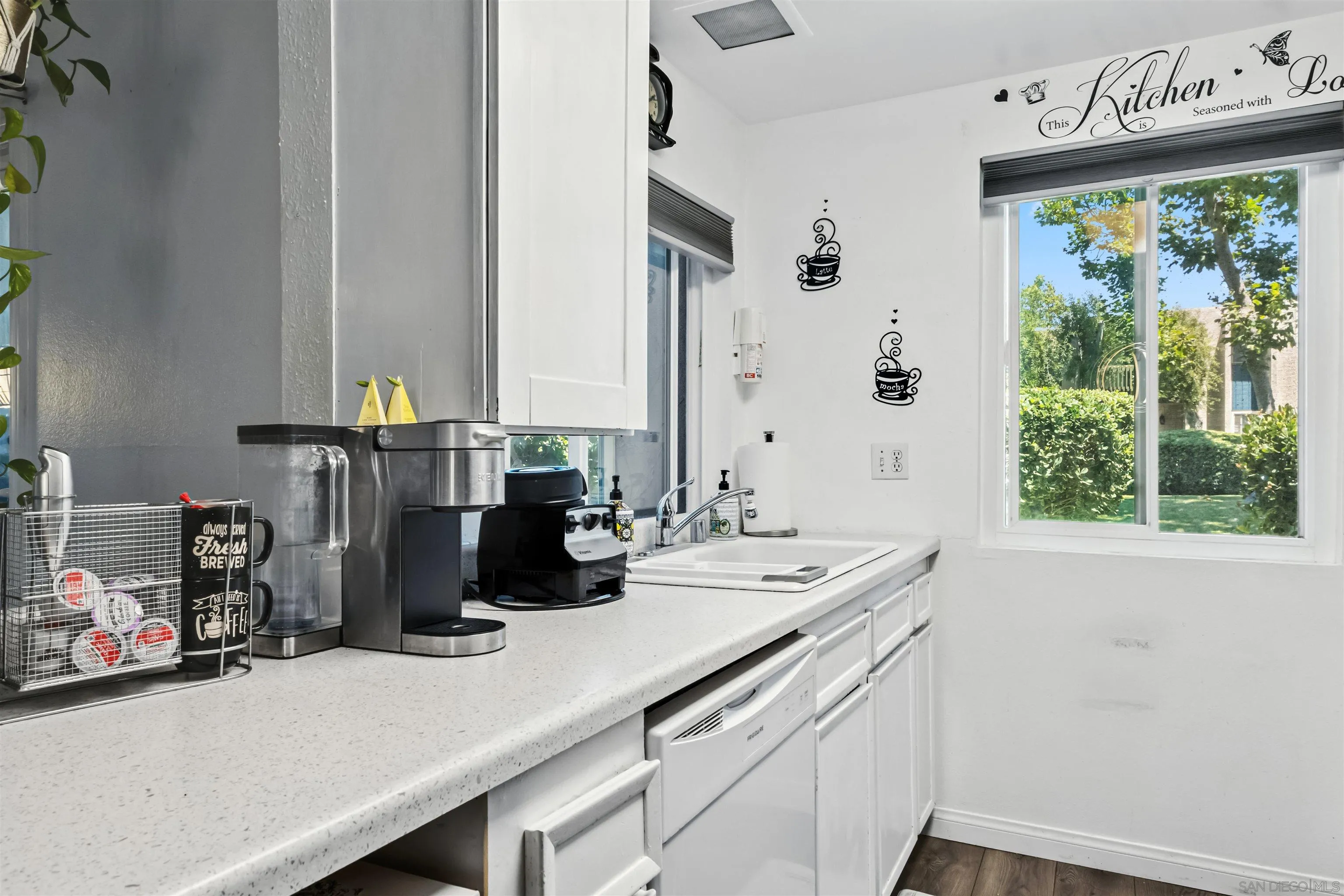 Photo #13: 250031624 Listing: Photo #13