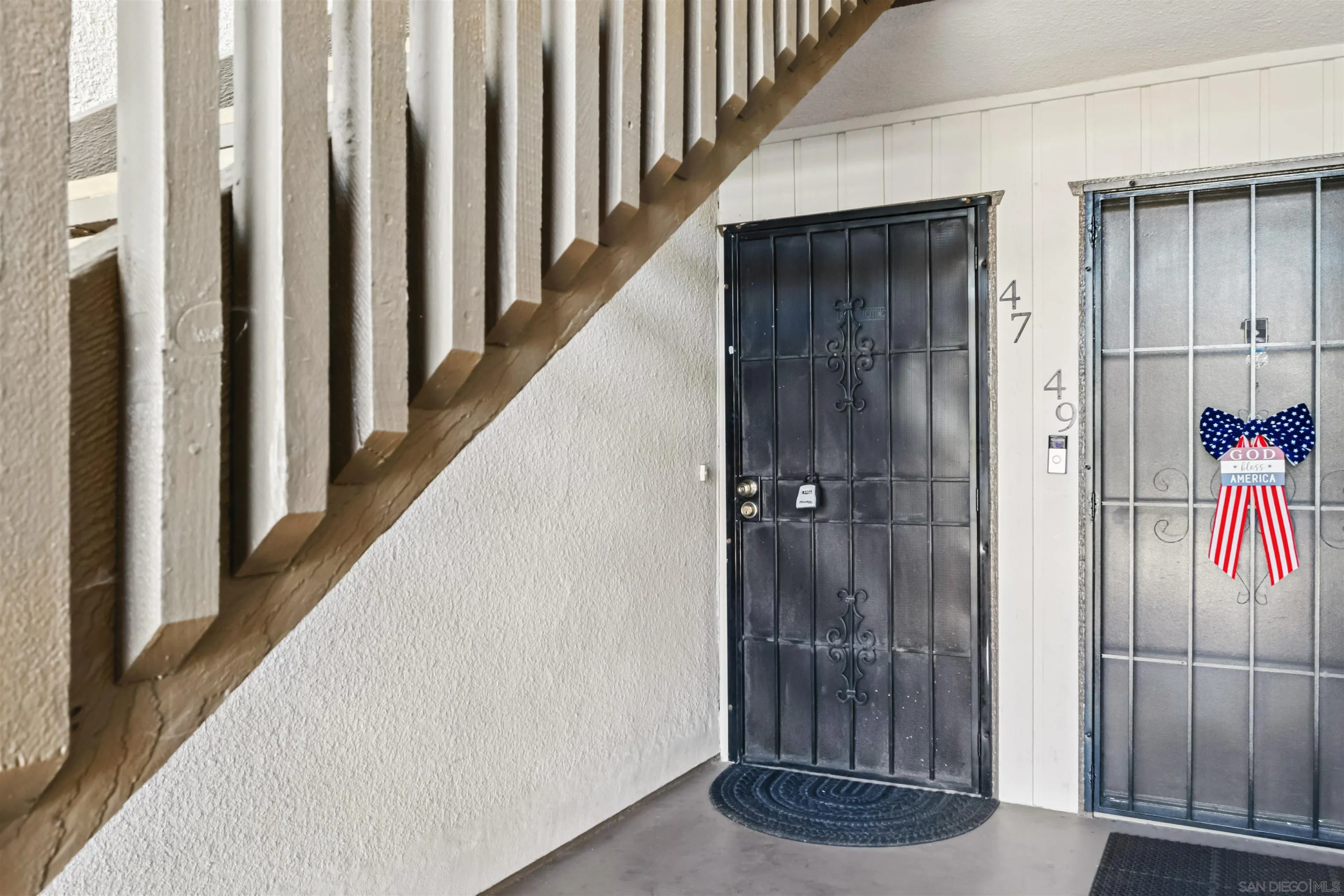 Photo #2: 250031624 Listing 