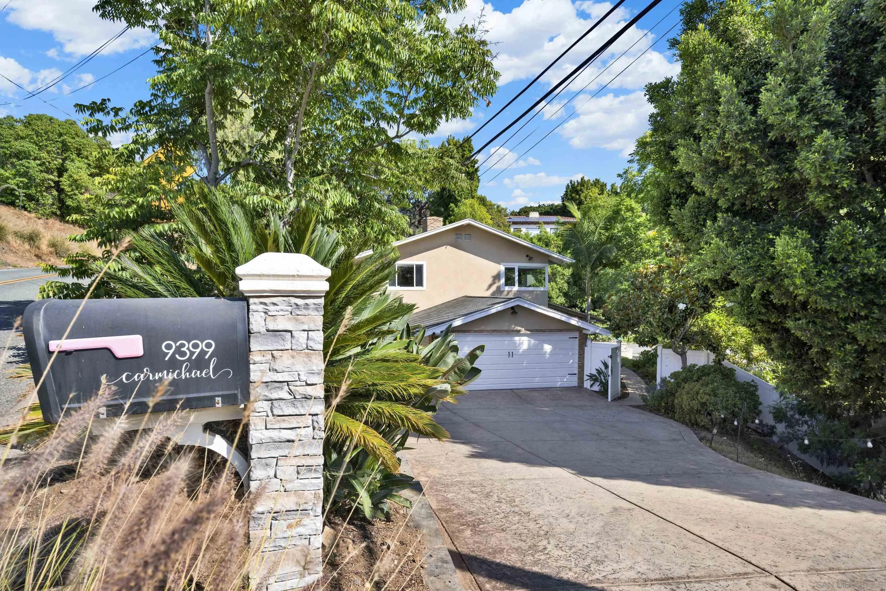 https://cdn.realtyfeed.com/cdn/127/250031628/6716d80b47dc778440ba1d45a5d19a6e.webp