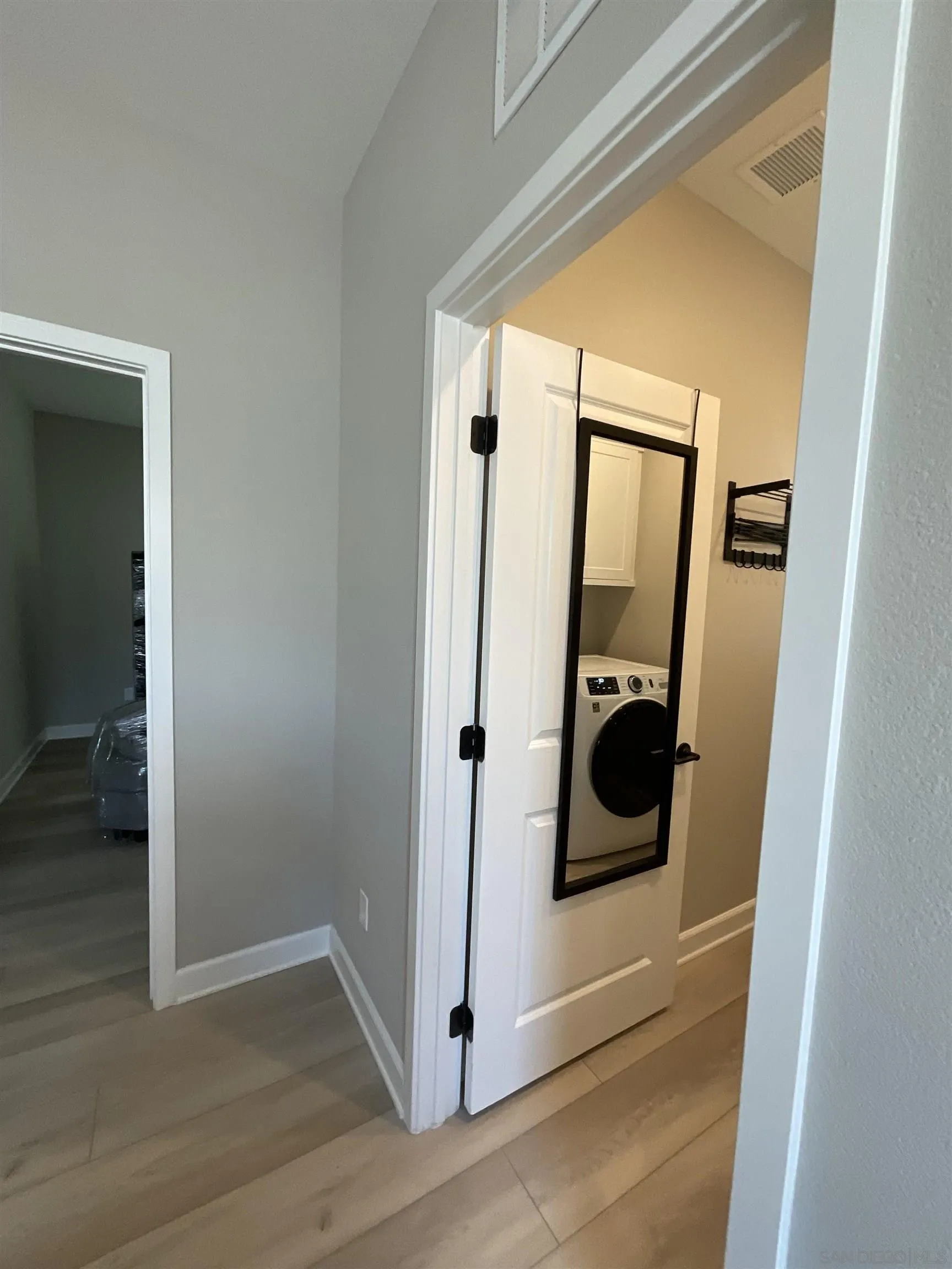 https://cdn.realtyfeed.com/cdn/127/250031637/1c217174cad4e193f19106754142a95e.webp