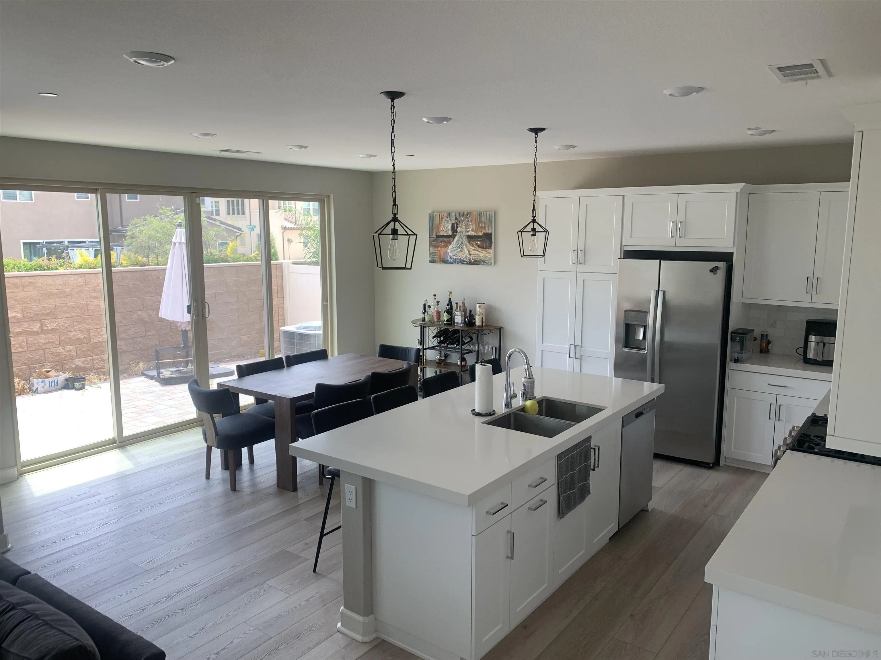 https://cdn.realtyfeed.com/cdn/127/250031637/7fab7230b972913d1fbab15f88e2c686.webp