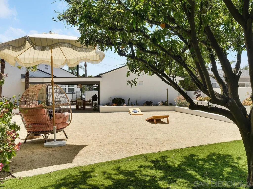 https://cdn.realtyfeed.com/cdn/127/250031638/2d0ca7c679c0b82f8ad2b4f7fd07bd5d.webp