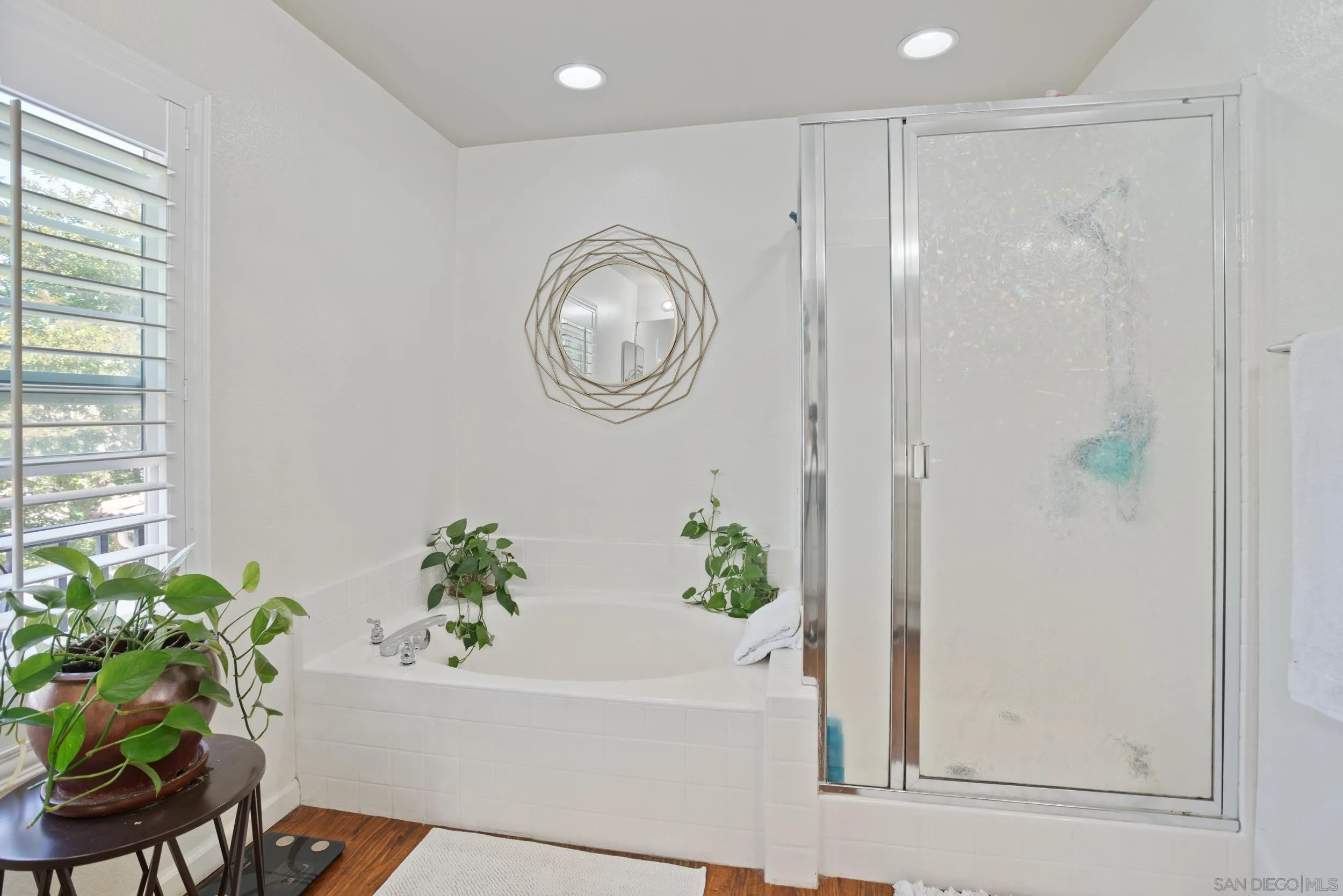 https://cdn.realtyfeed.com/cdn/127/250031639/b2c5cb257dc8ae88b8c5399e9c040dde.webp