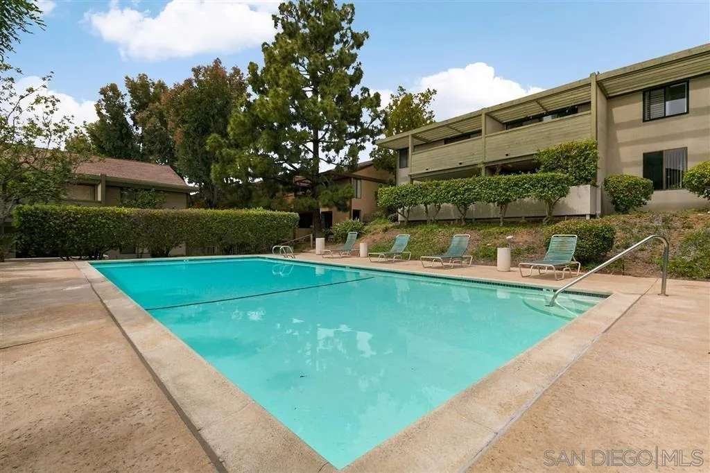 Photo #10: 250031643 Listing: Photo #10