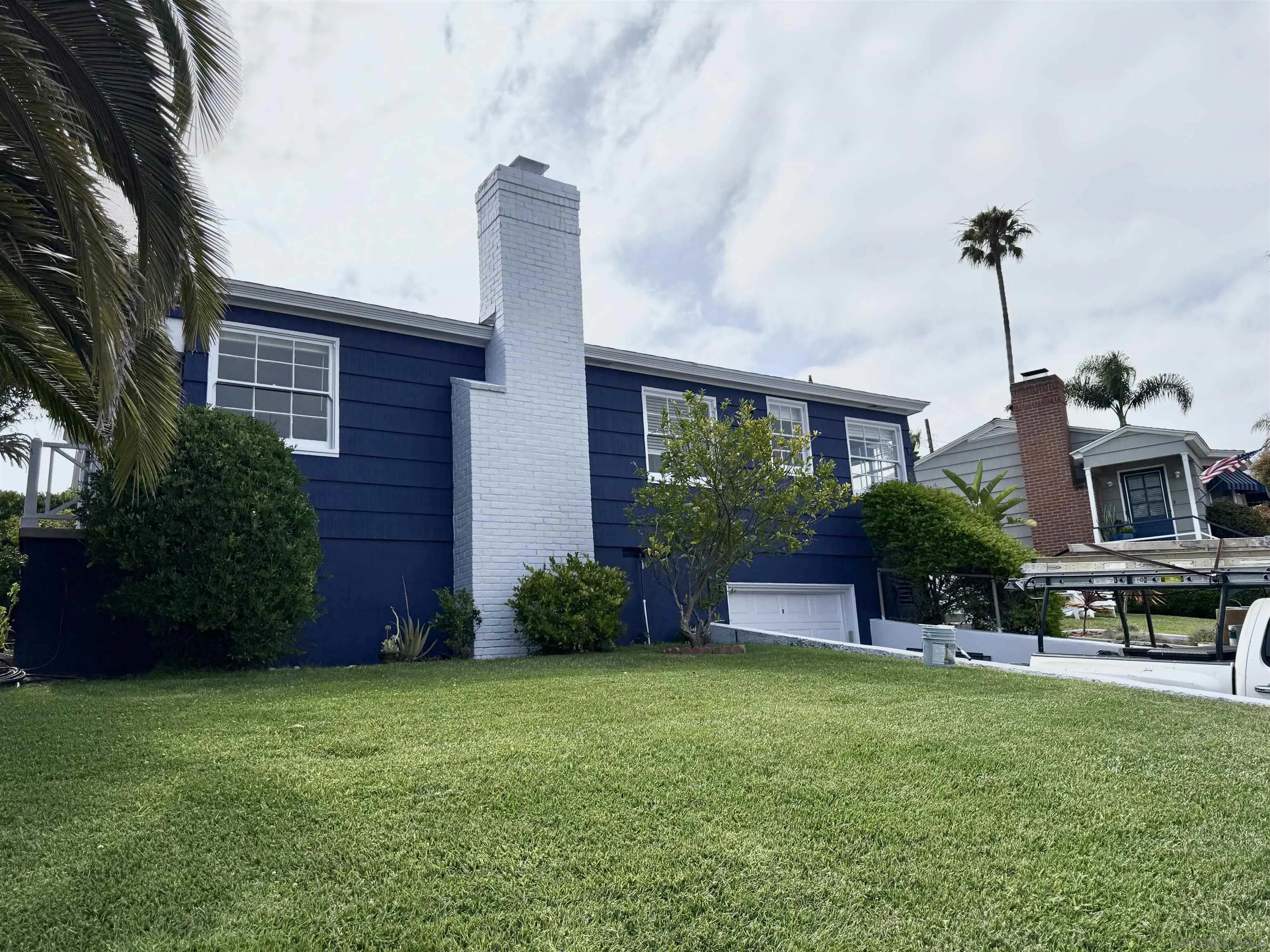 https://cdn.realtyfeed.com/cdn/127/250031656/01bb2c969301a29ea35afe2a220f8b1f.webp